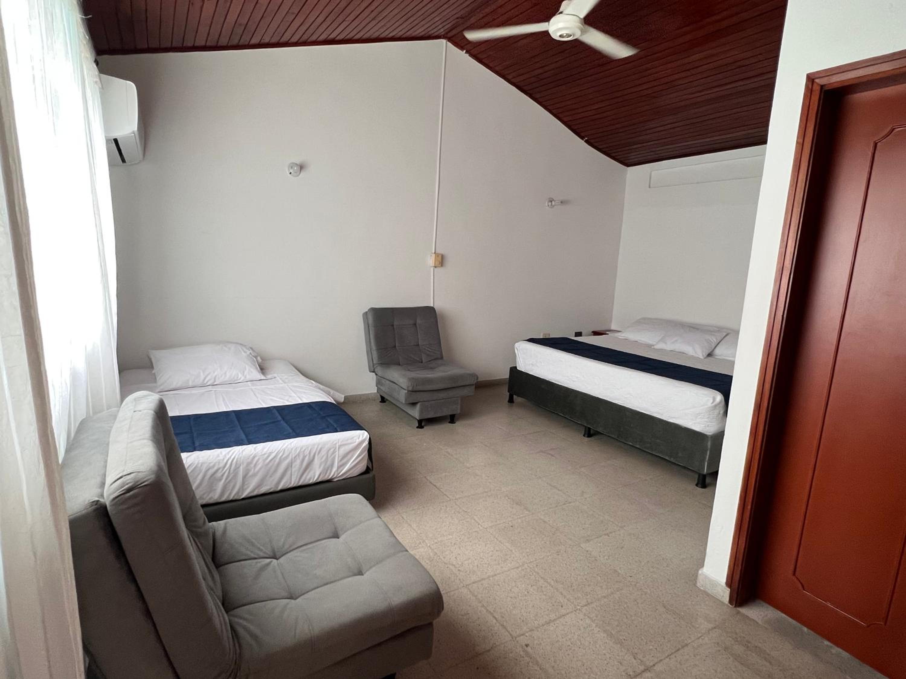 Three-Bedroom House photo 2