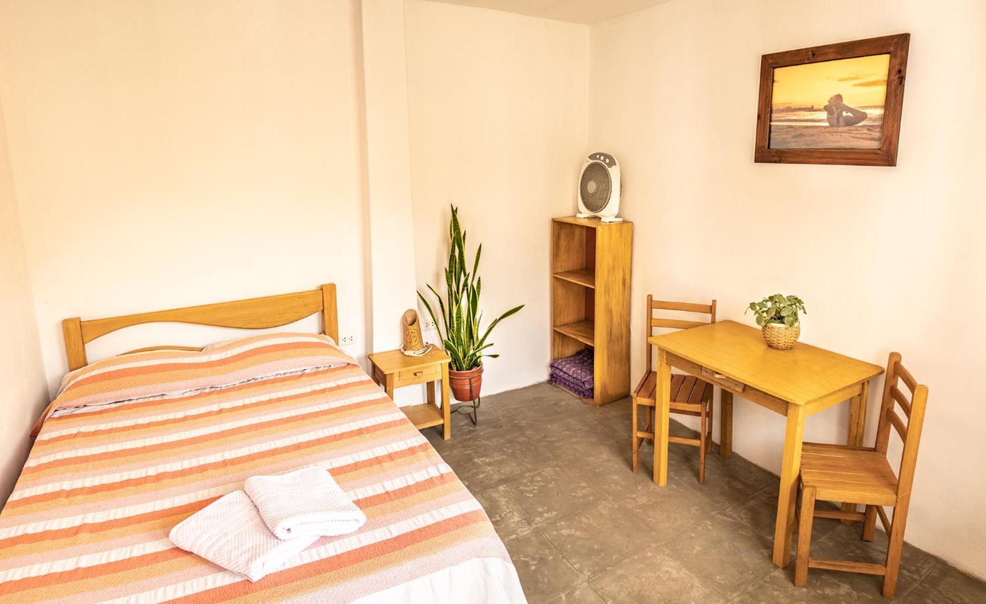 Standard Double Room with Shared Bathroom photo 2