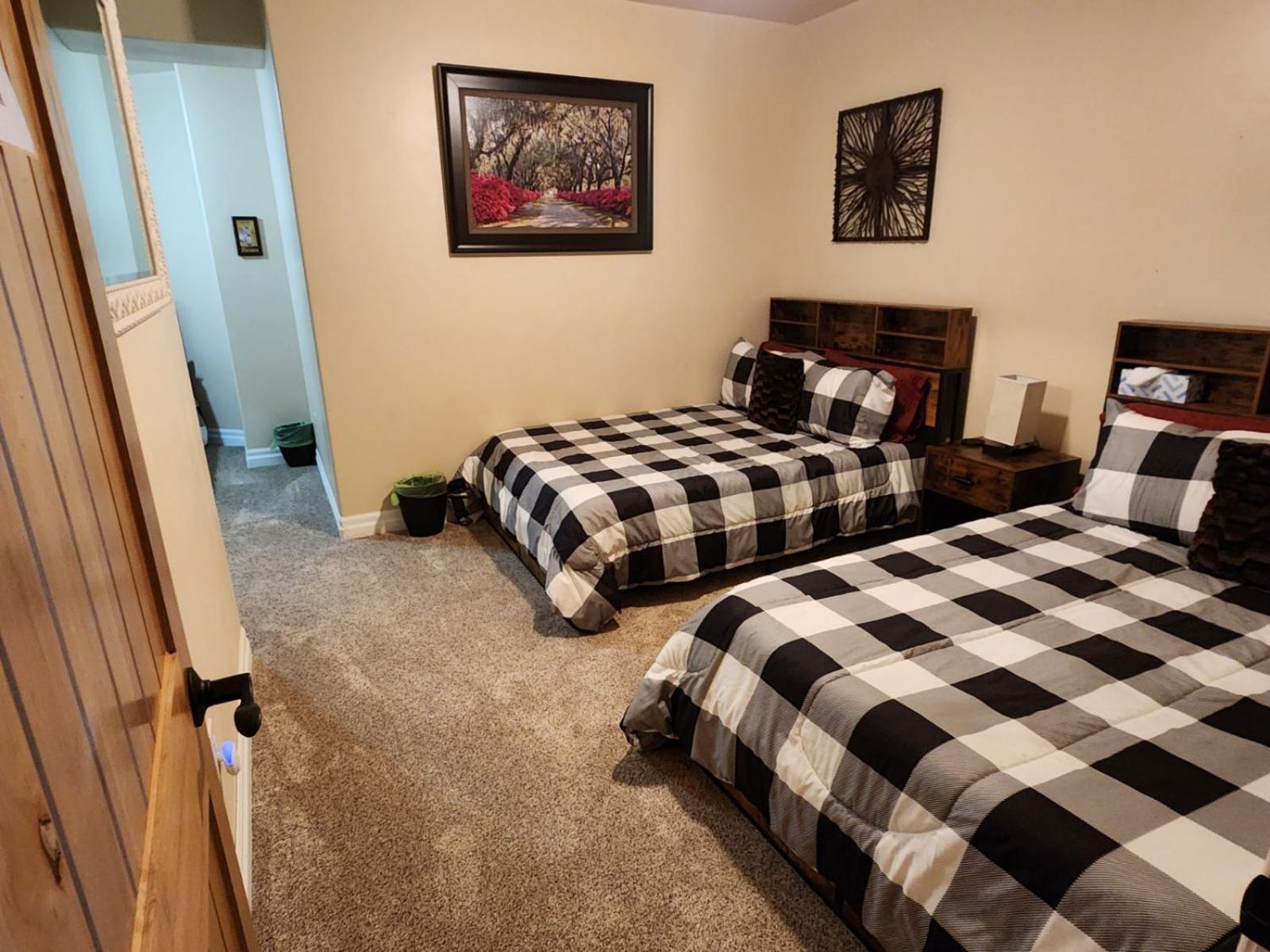 Quadruple Room with Shared Bathroom photo 2