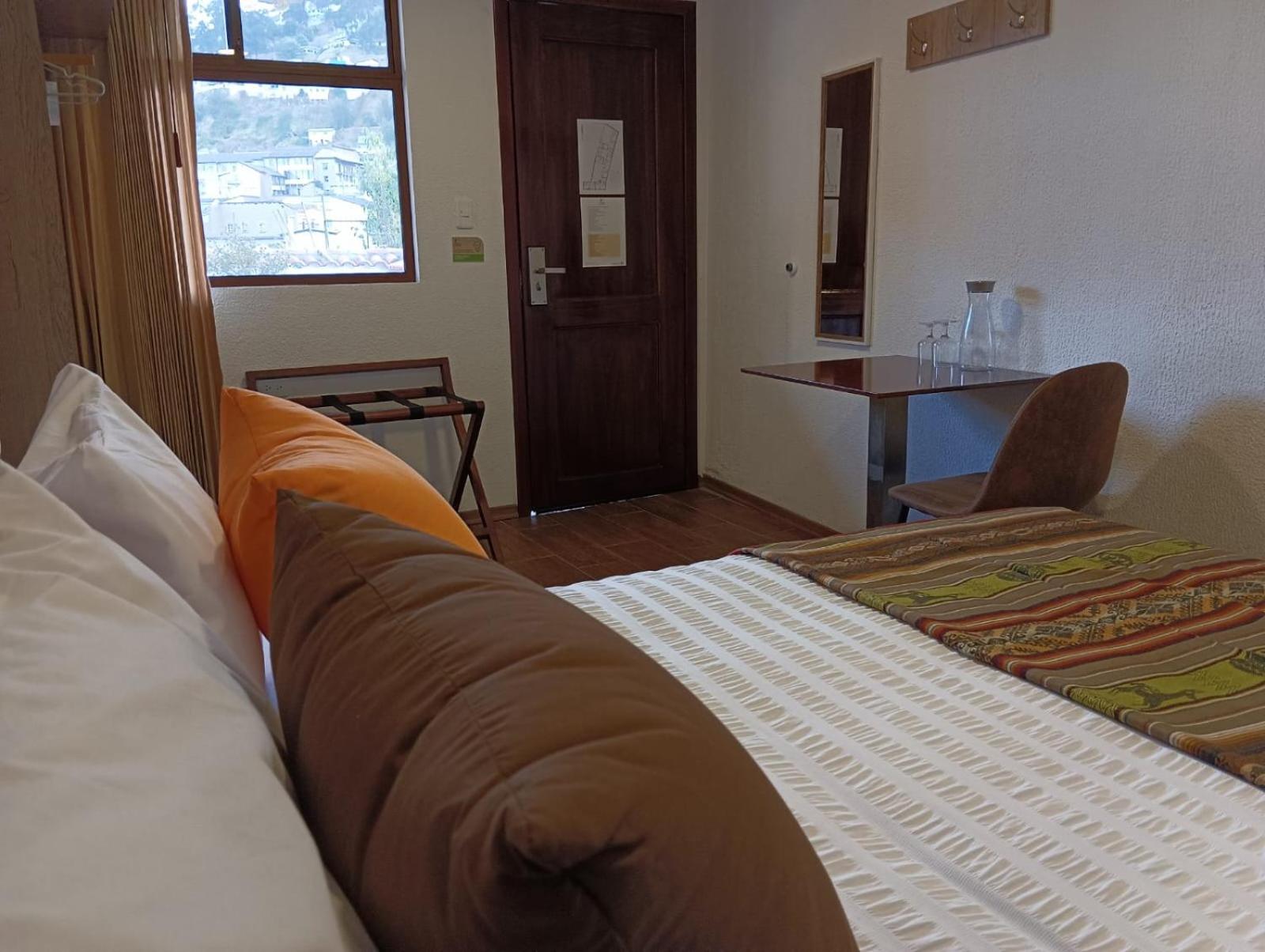 Standard Double Room photo 3