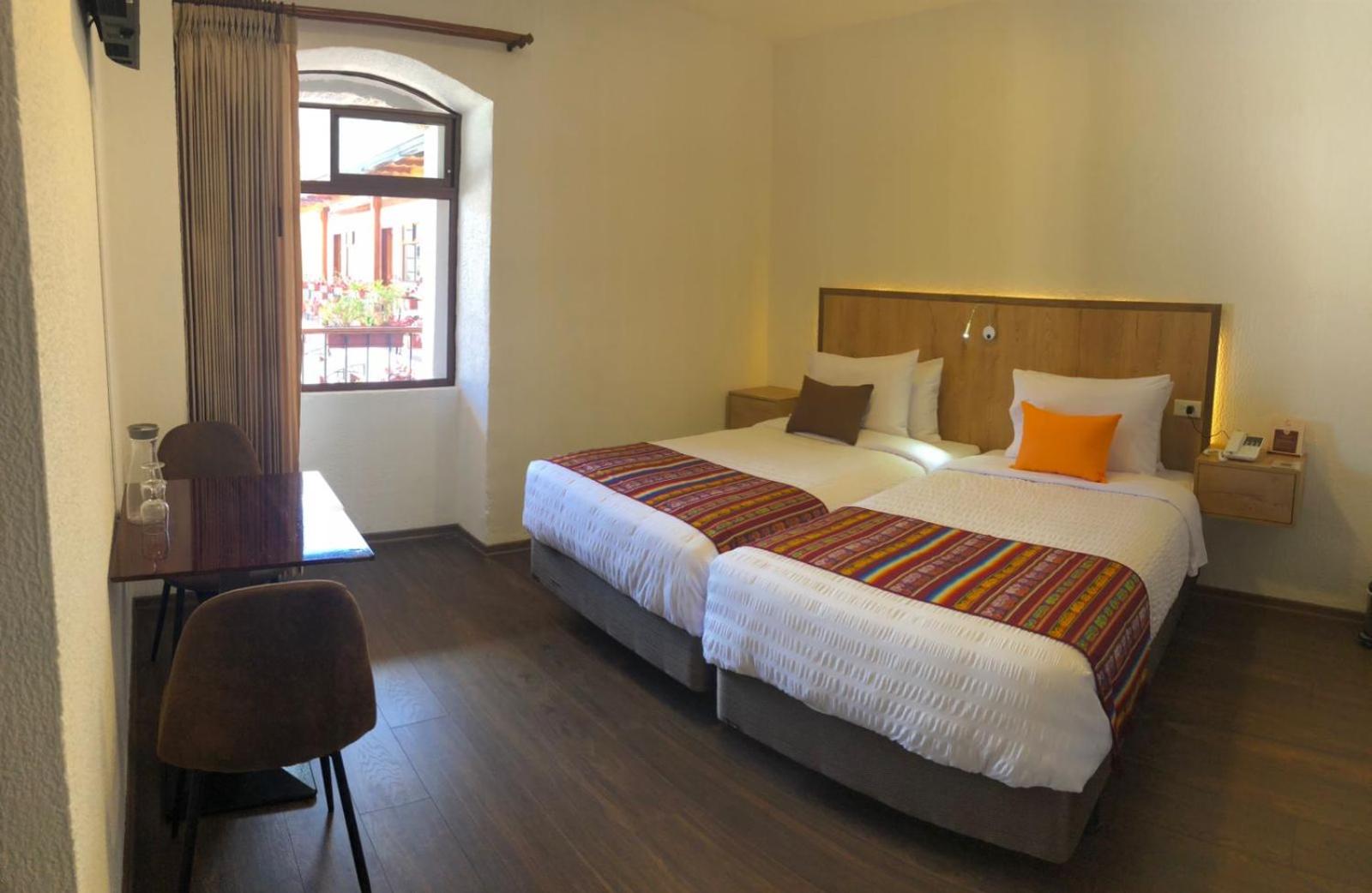 Standard Twin Room with Mountain View photo 2
