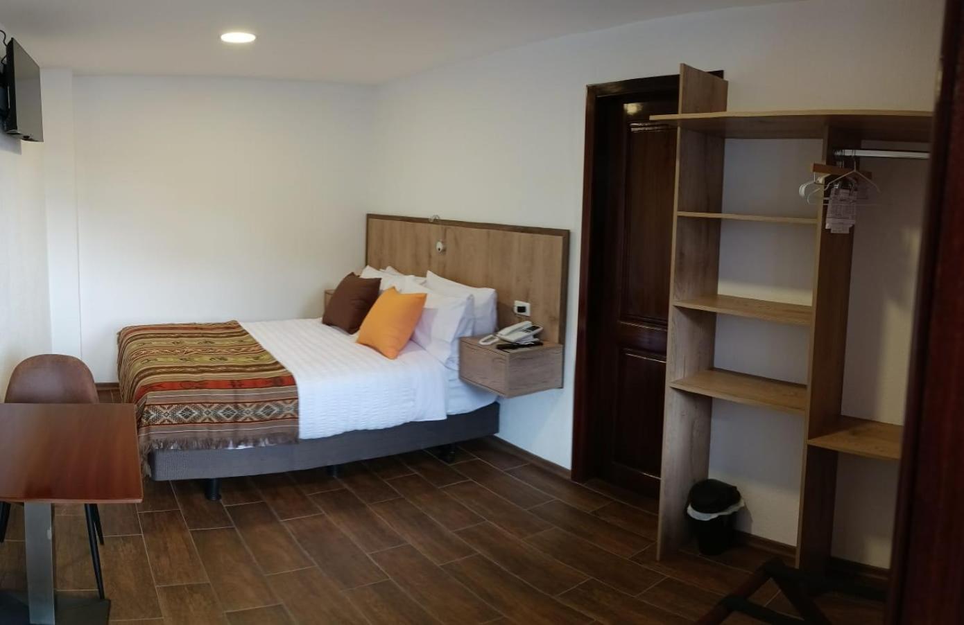 Standard Double Room photo 2
