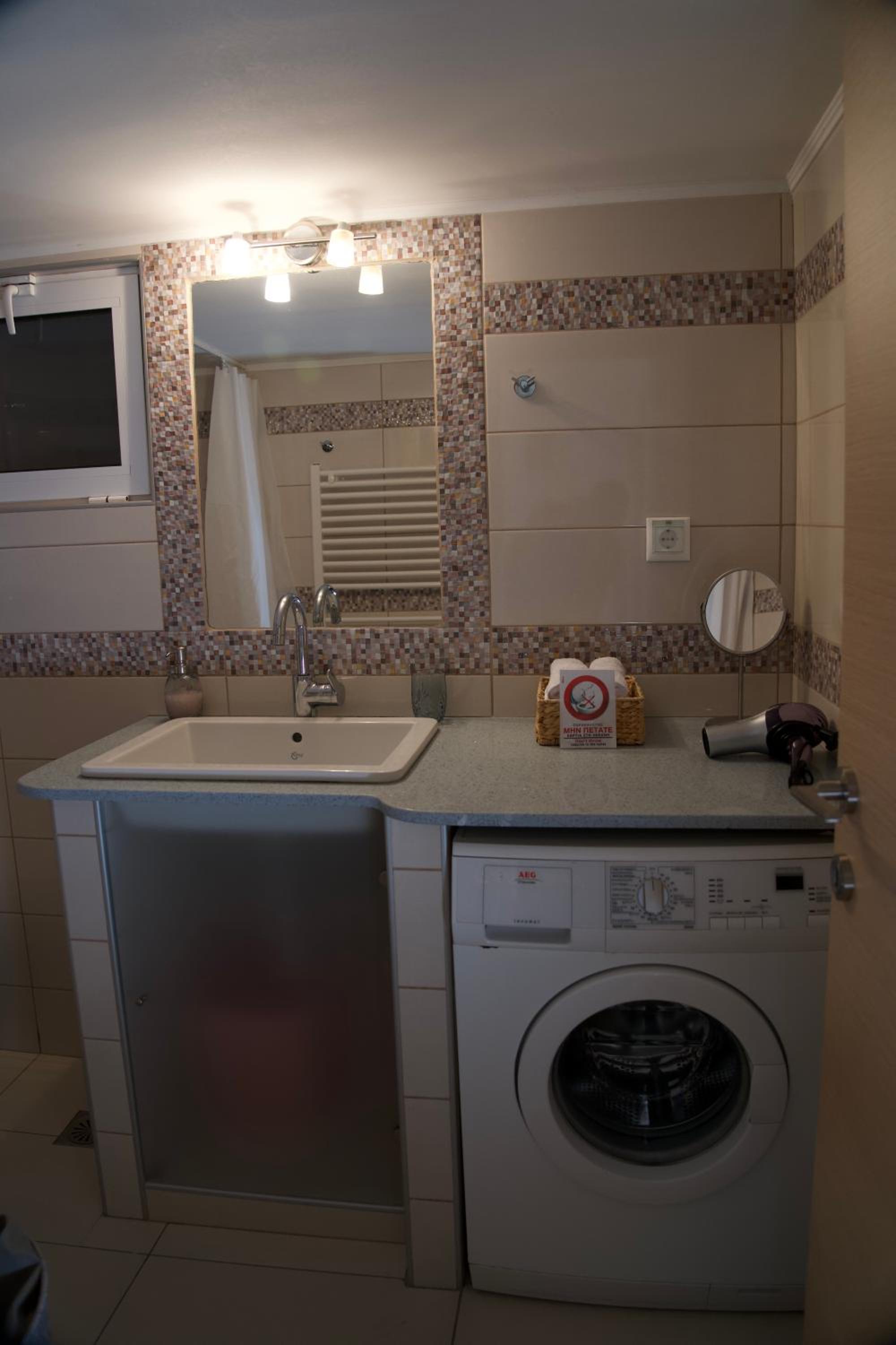 Two-Bedroom Apartment photo 2