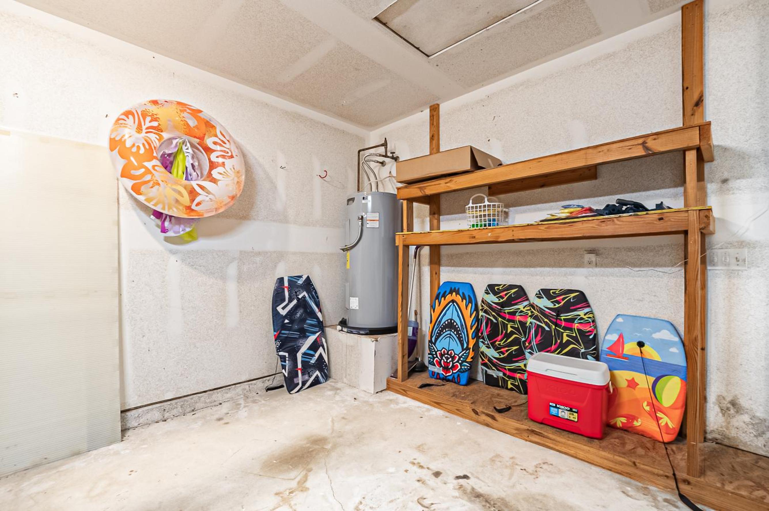 Three-Bedroom House photo 2
