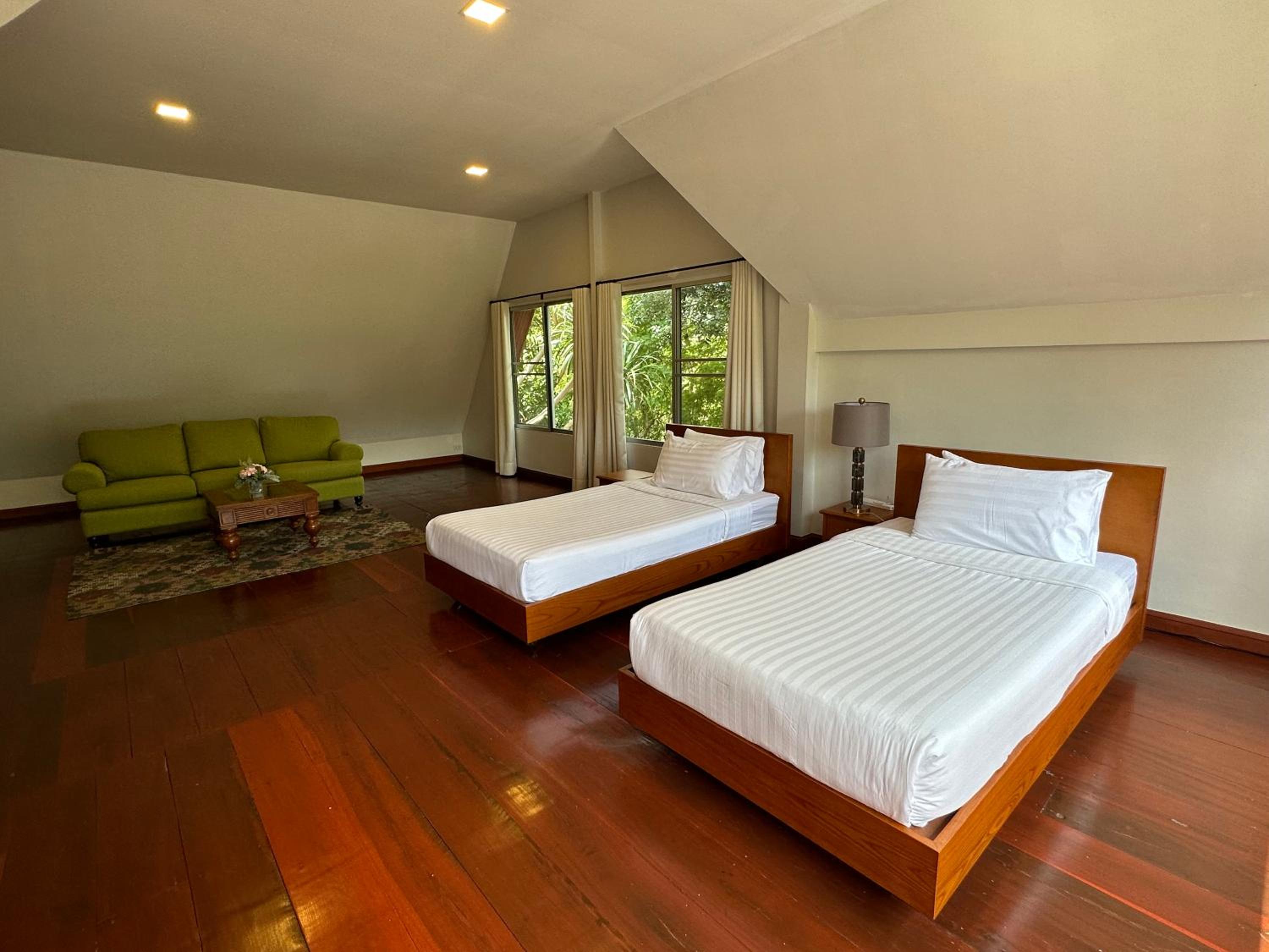 Two-Bedroom House photo 2