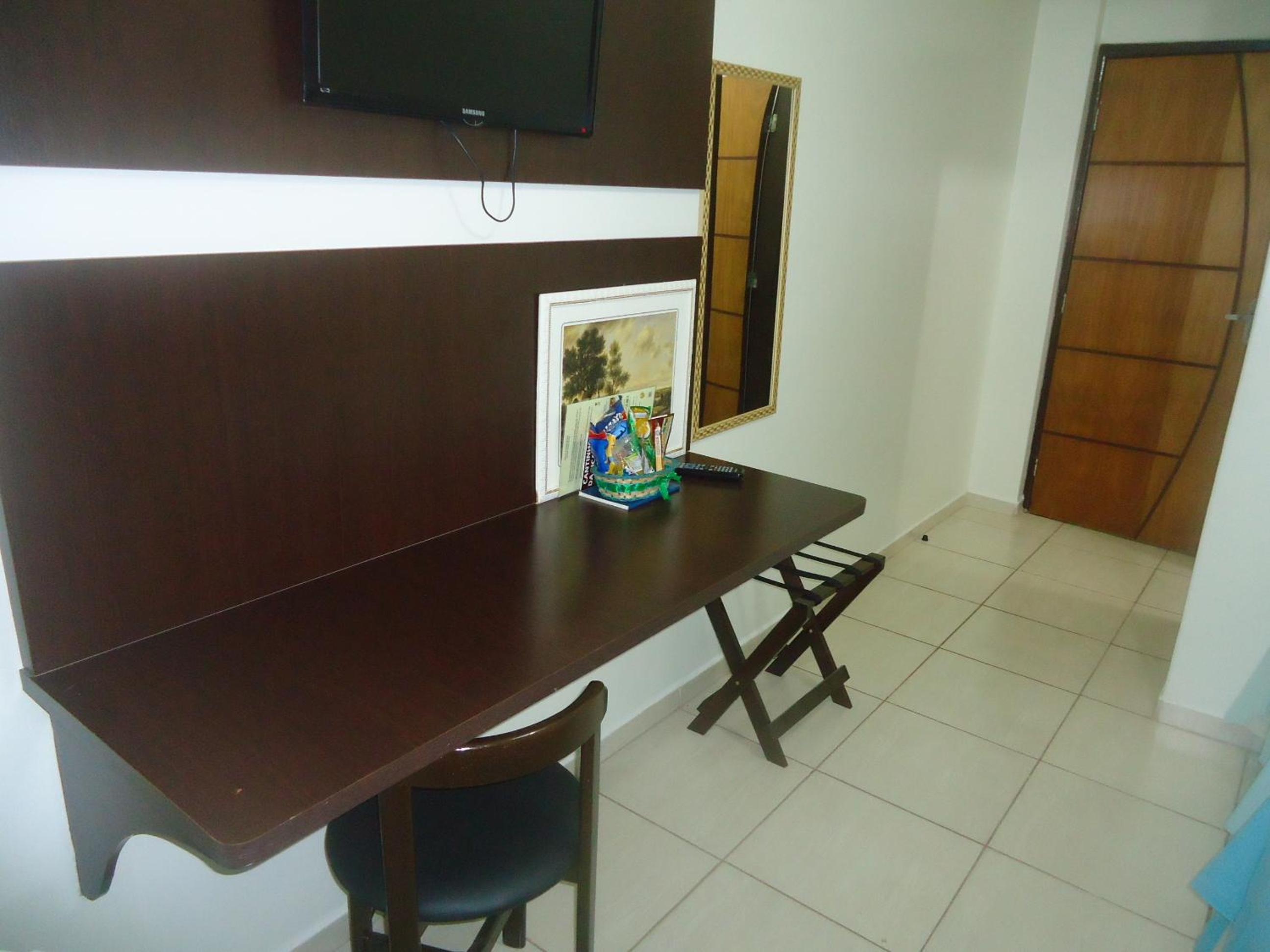 Family Room photo 1