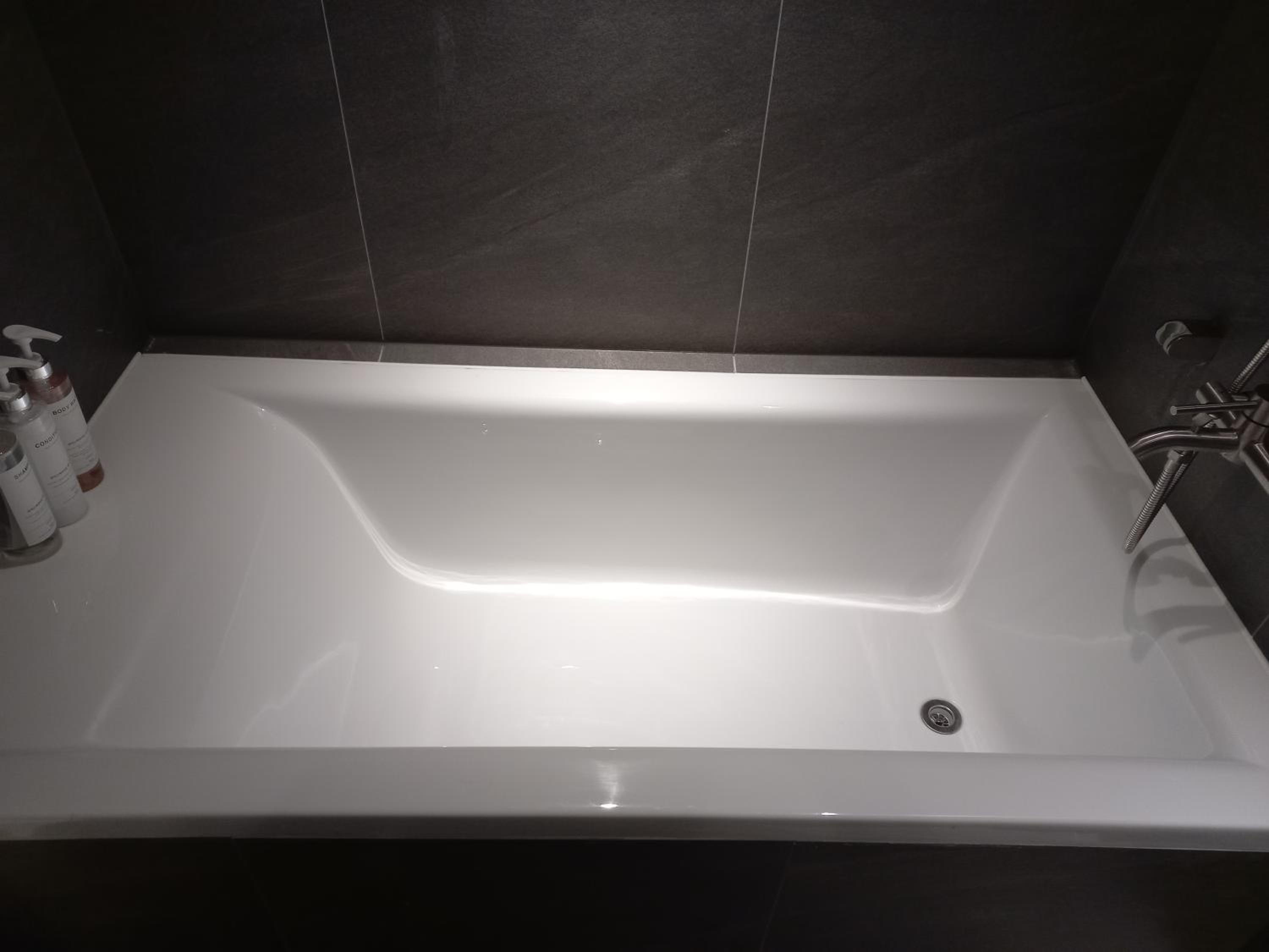 Double Room - Photo 10