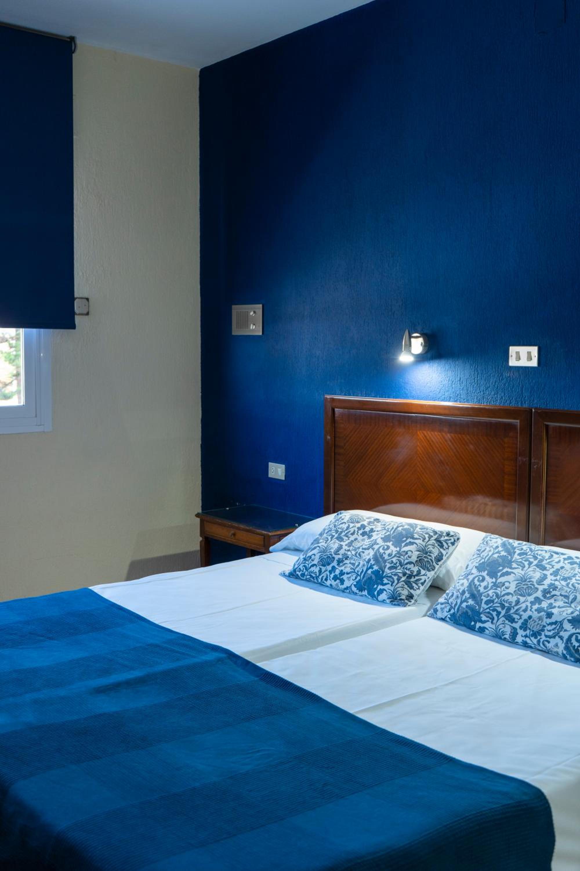 Habitación Estándar con Dos Camas Individuales