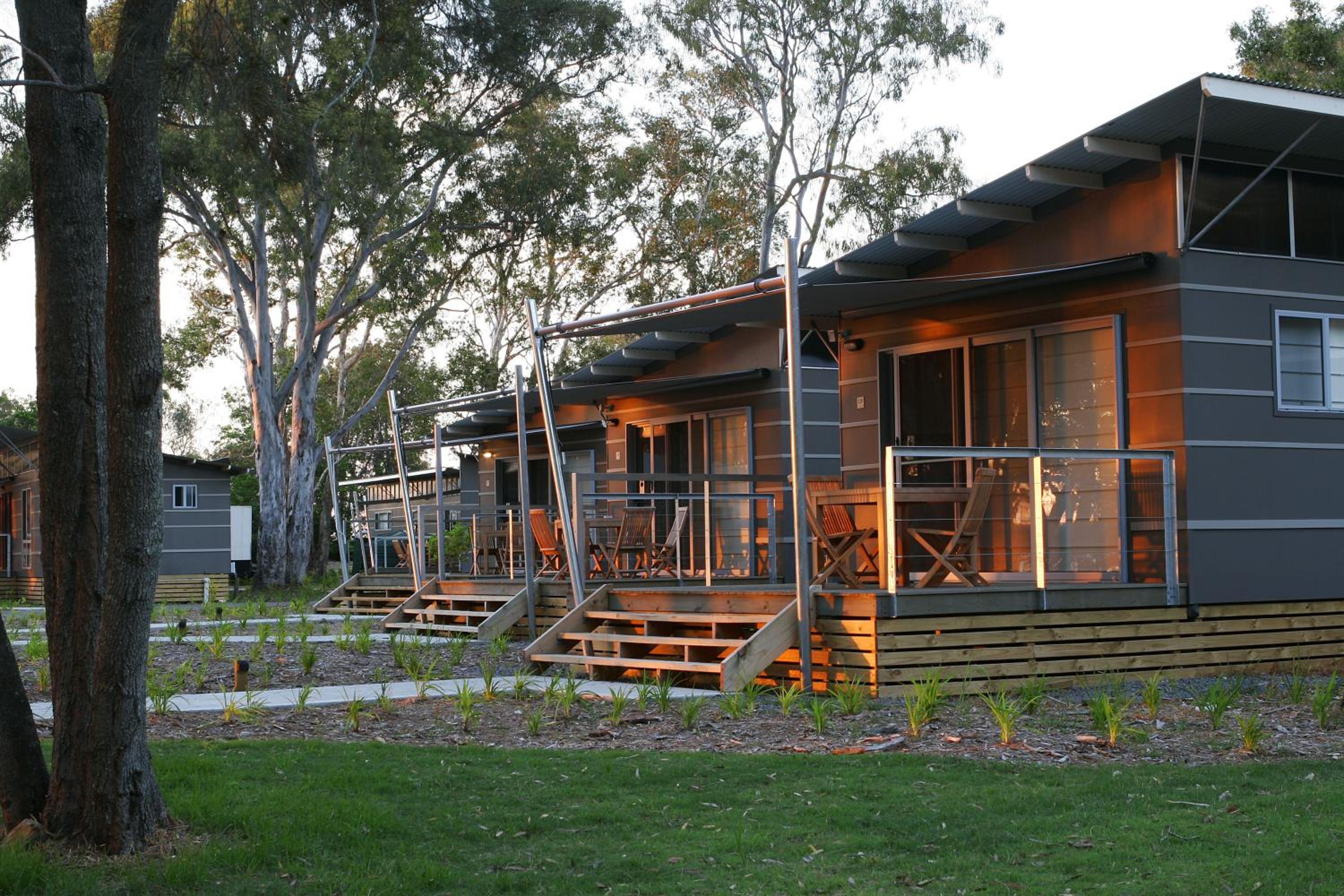 Lakefront Villa (4 guests) photo 2