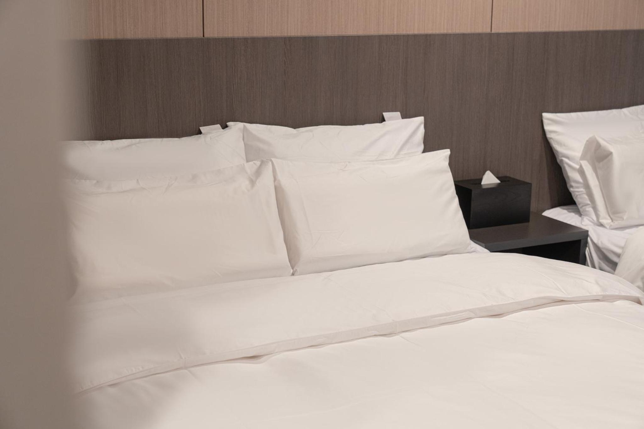 Standard Twin Room - Photo 10