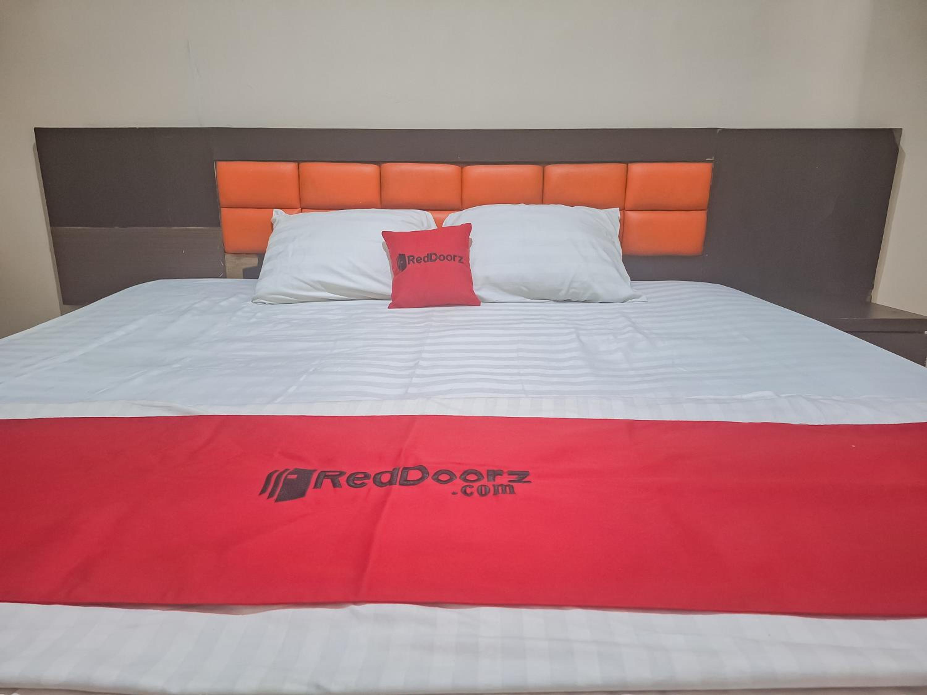 Deluxe Room - Photo 2