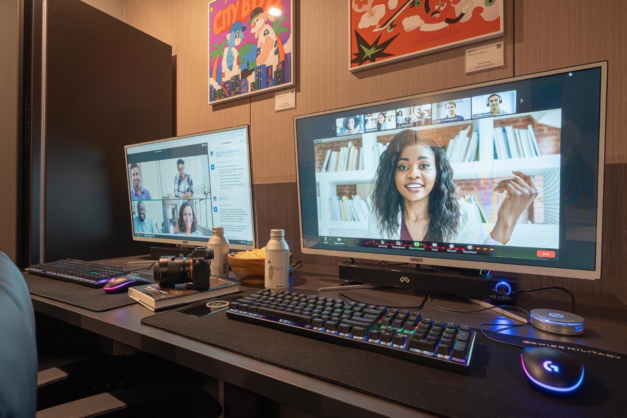 Suite with 2 Computers - Photo 11