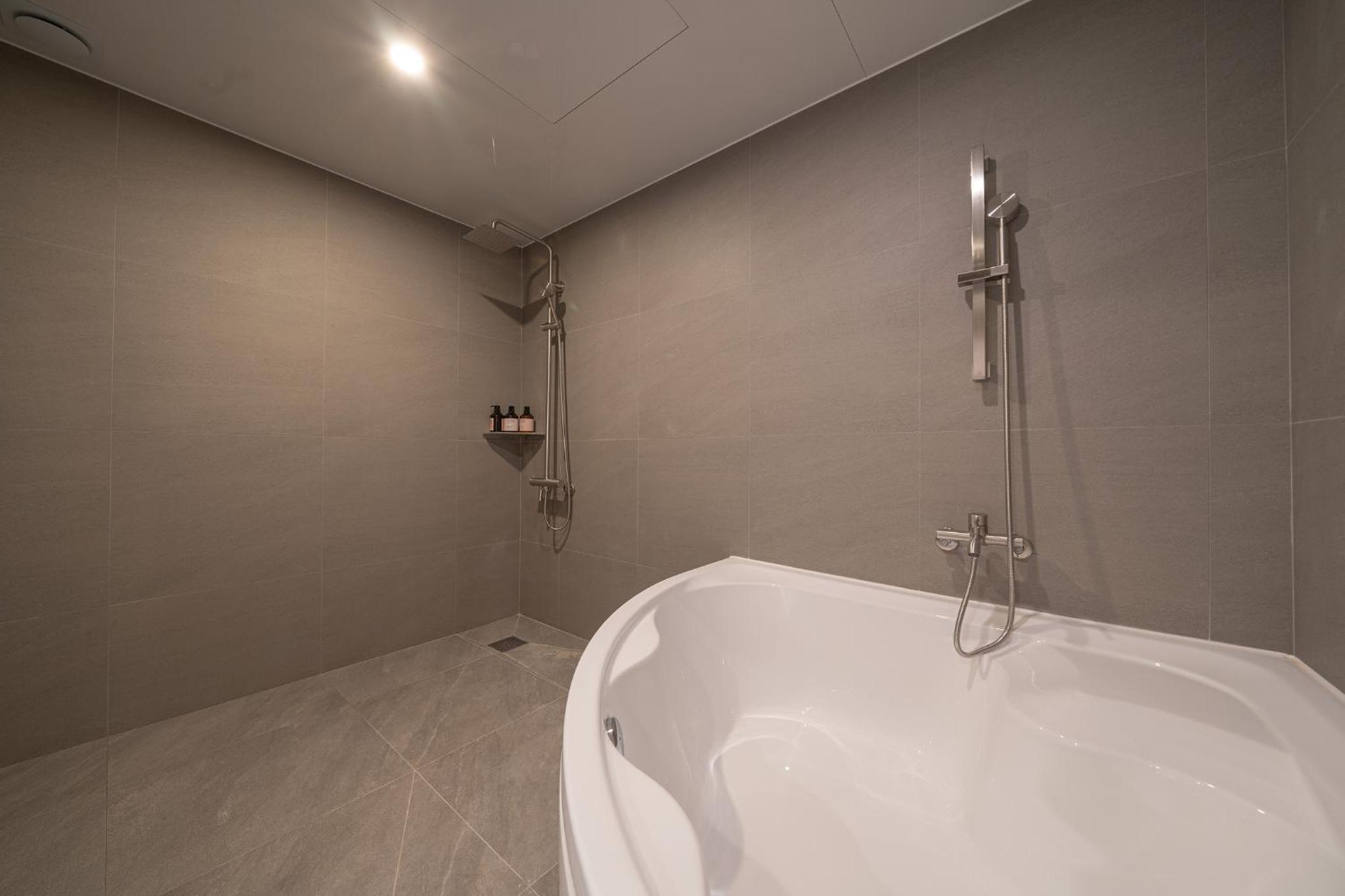 Penthouse Suite - Photo 39