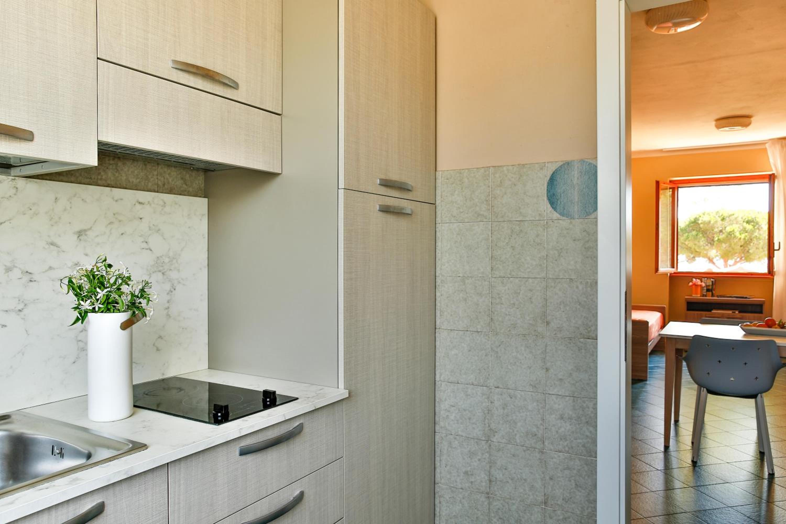 Premium Family Room - Photo 6
