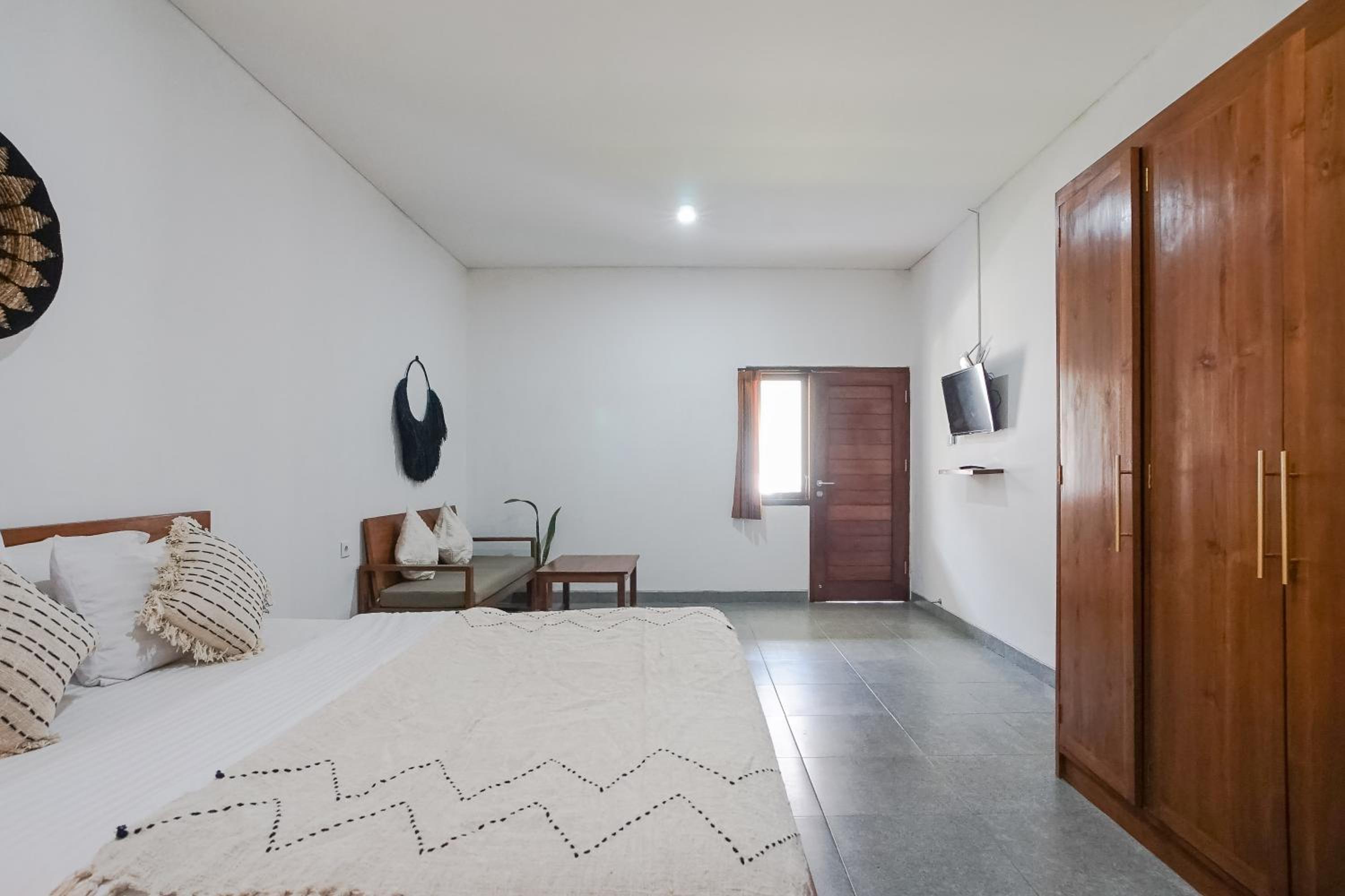 Deluxe Double Room - Photo 15