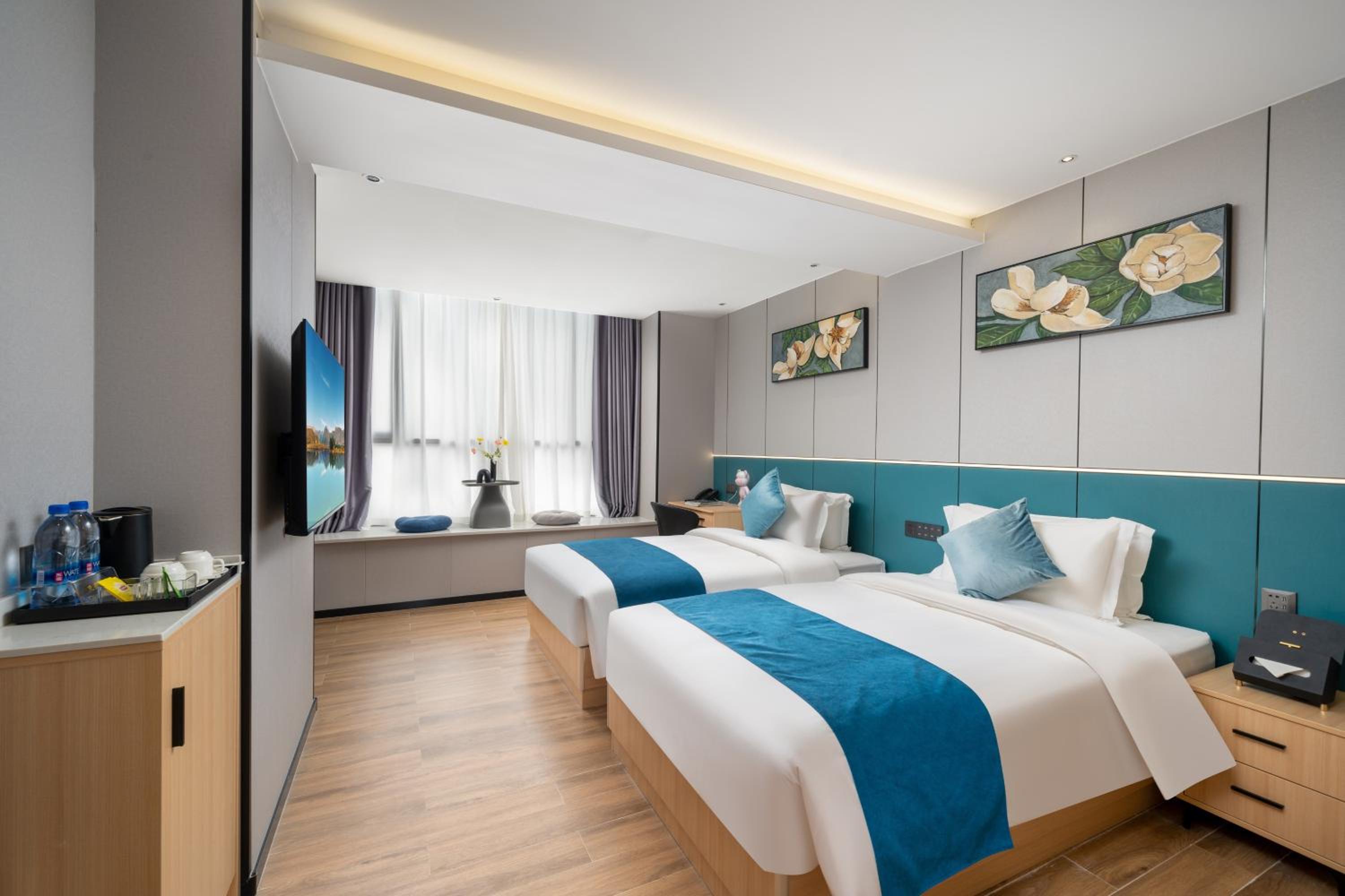 Executive Double Room with Two Double Beds photo 2