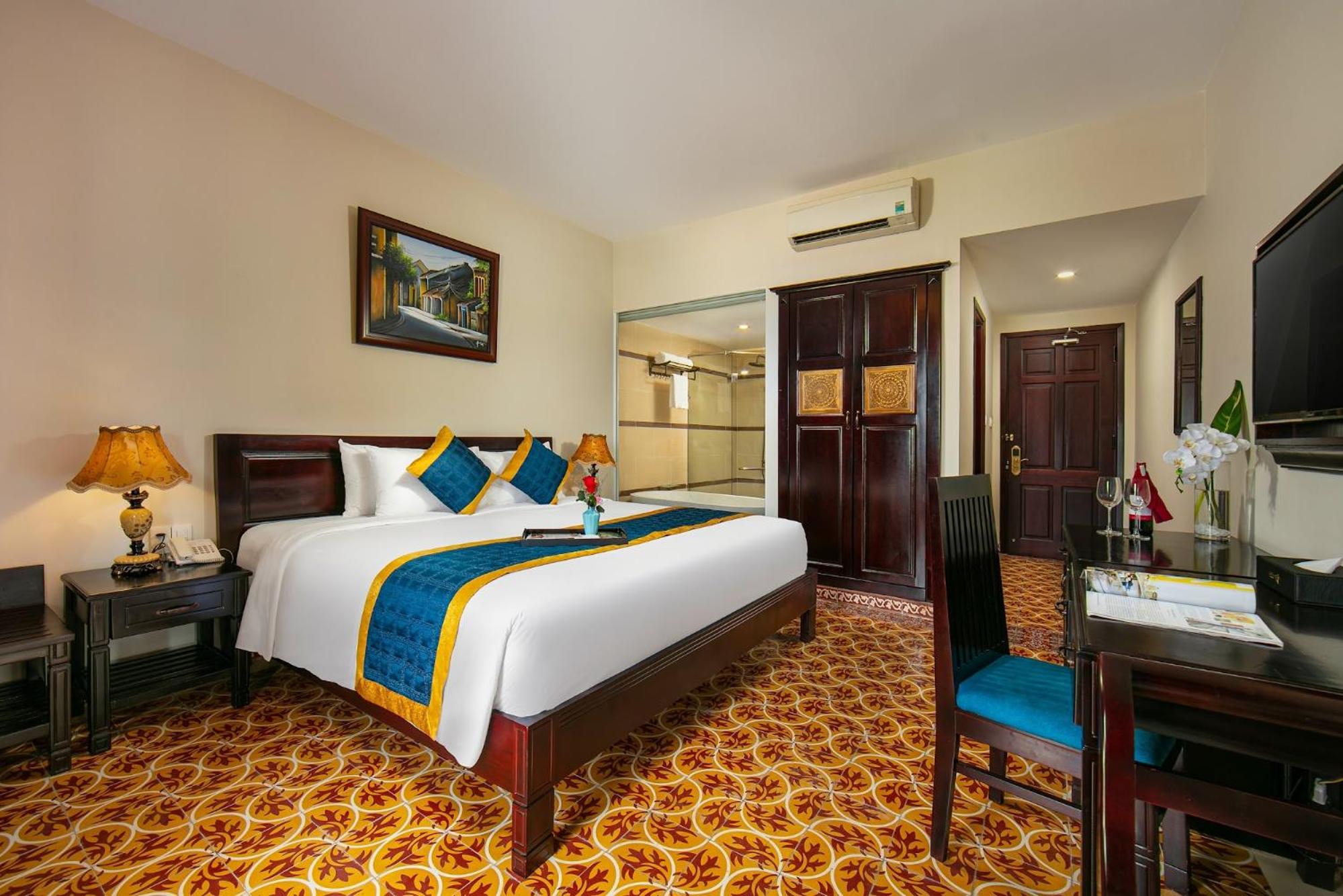 Trendy Double/Twin Room With Pool View & Balcony - Photo 4