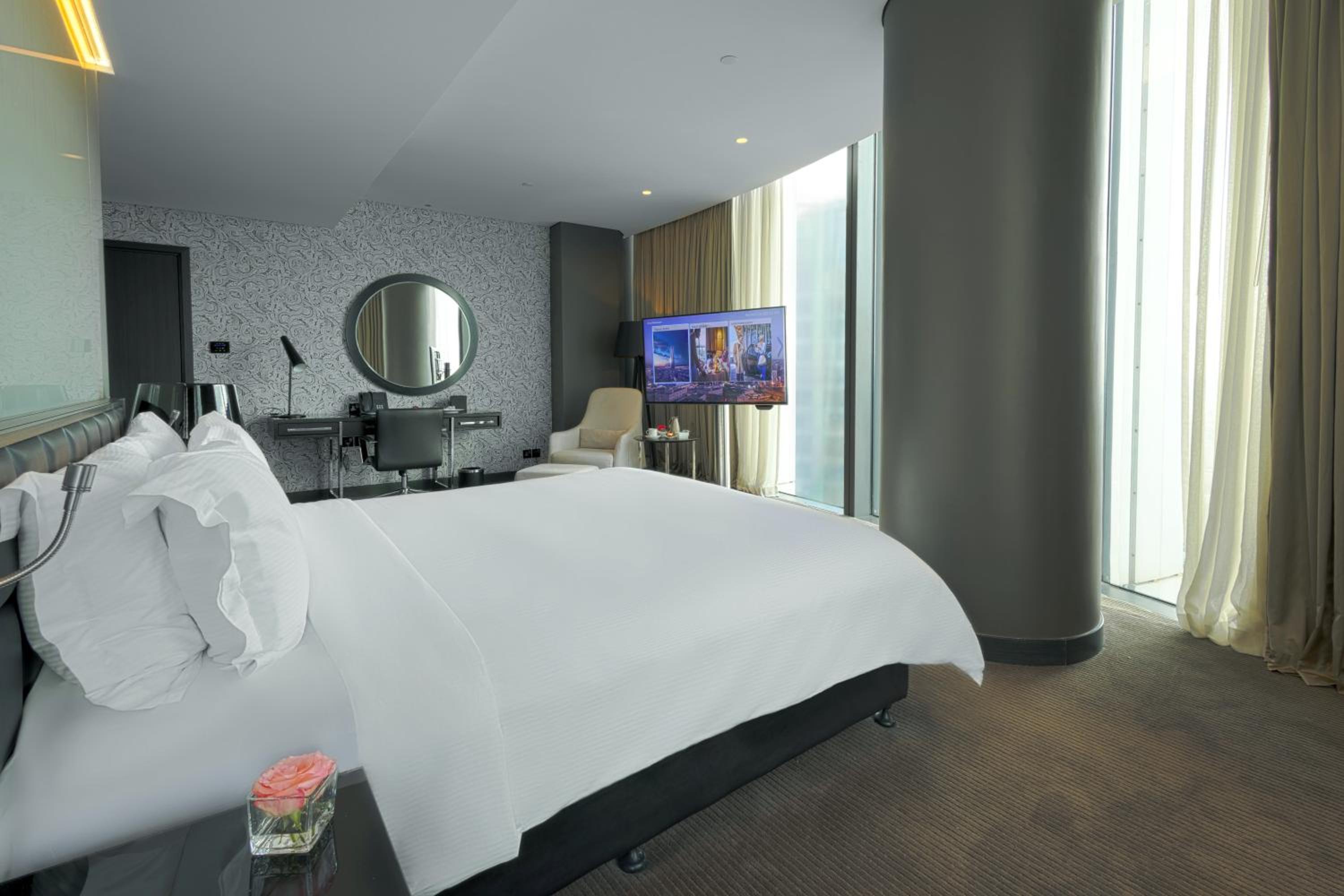 Guest Room City View King Bed photo 3