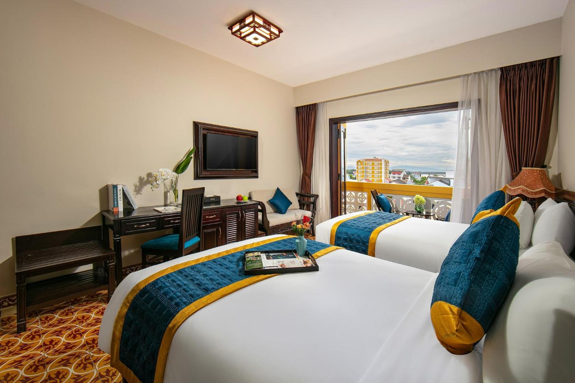 Trendy Double/Twin Room With Pool View & Balcony - Photo 7