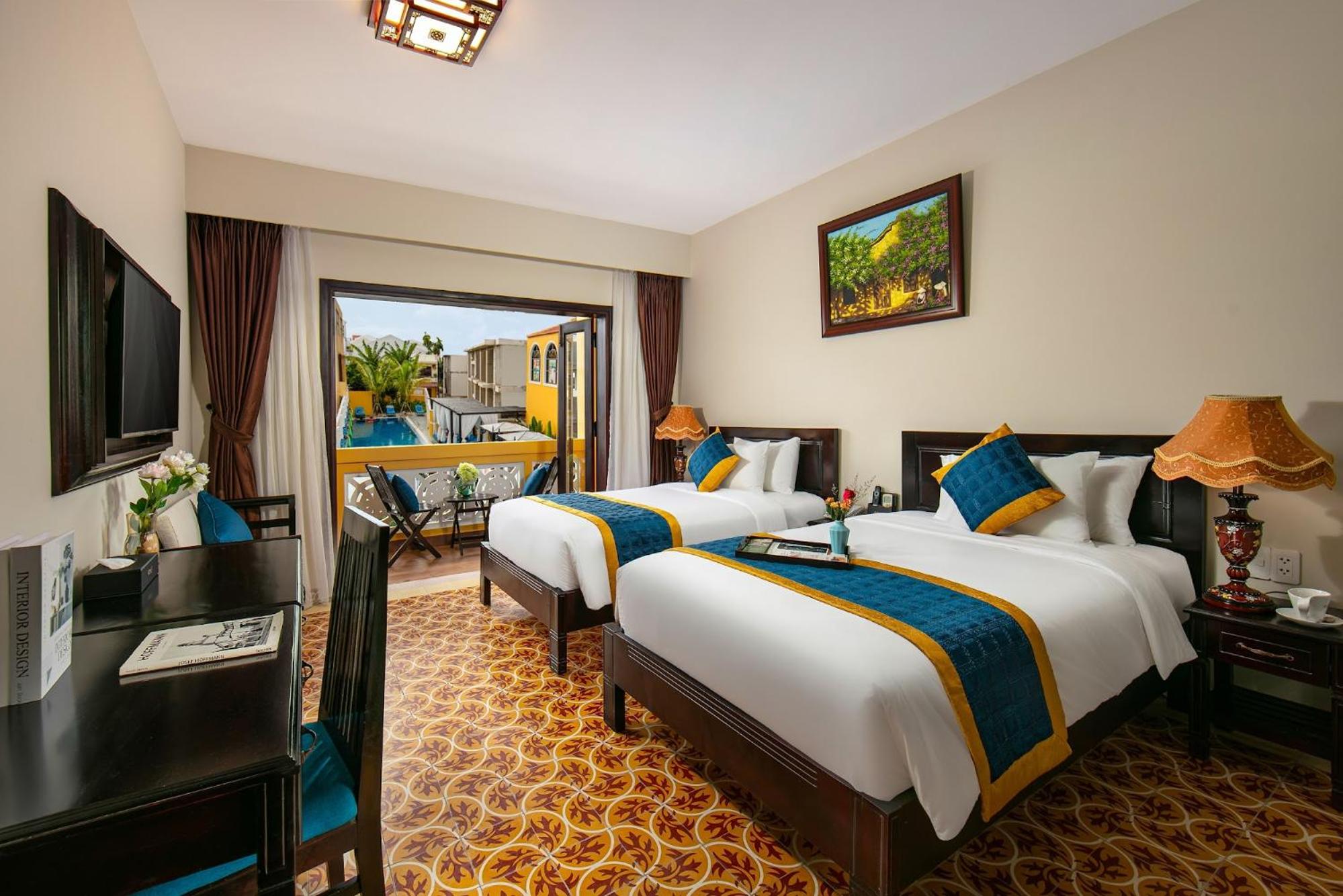 Trendy Double/Twin Room With Pool View & Balcony - Photo 8
