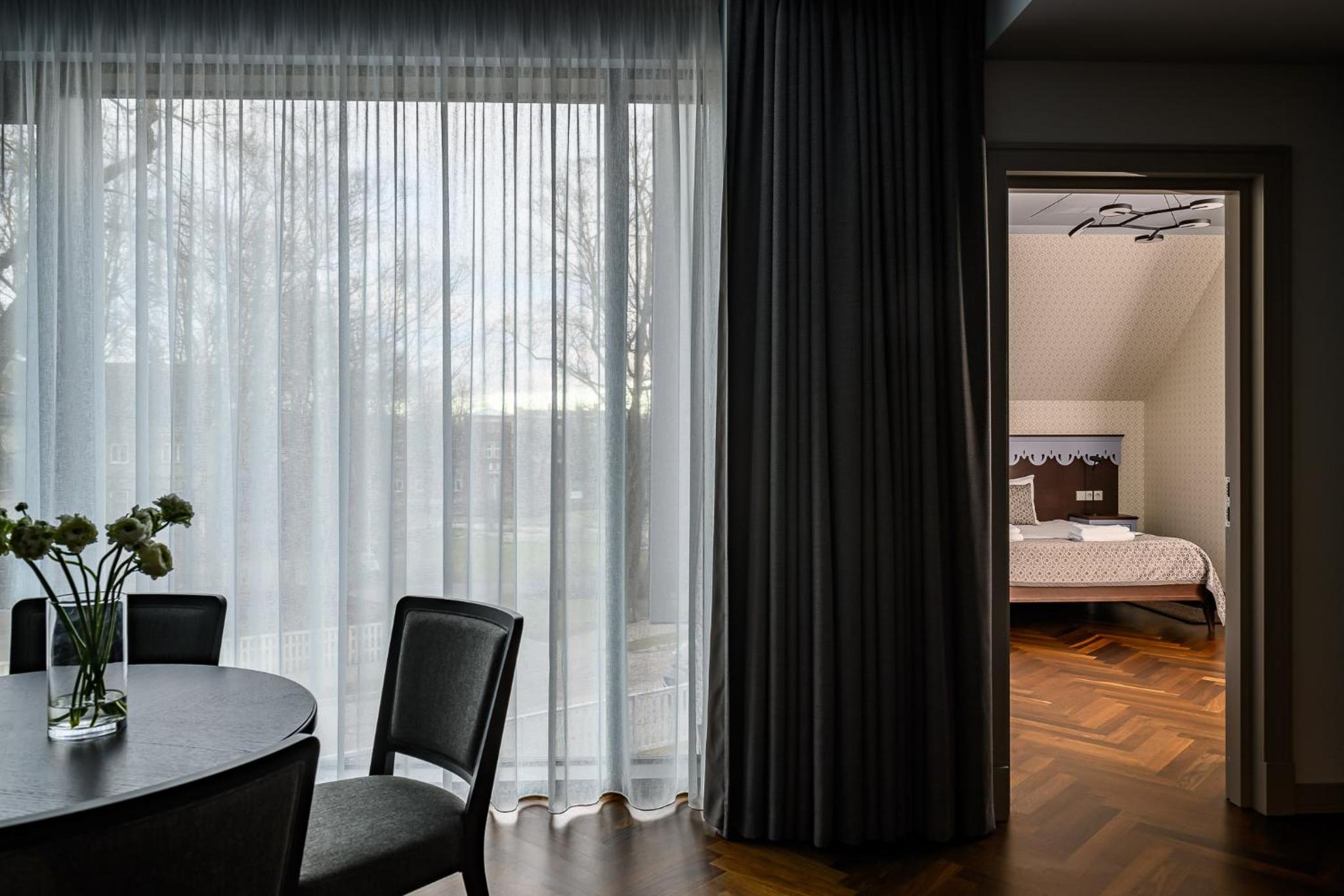 One-Bedroom Apartment - Photo 27