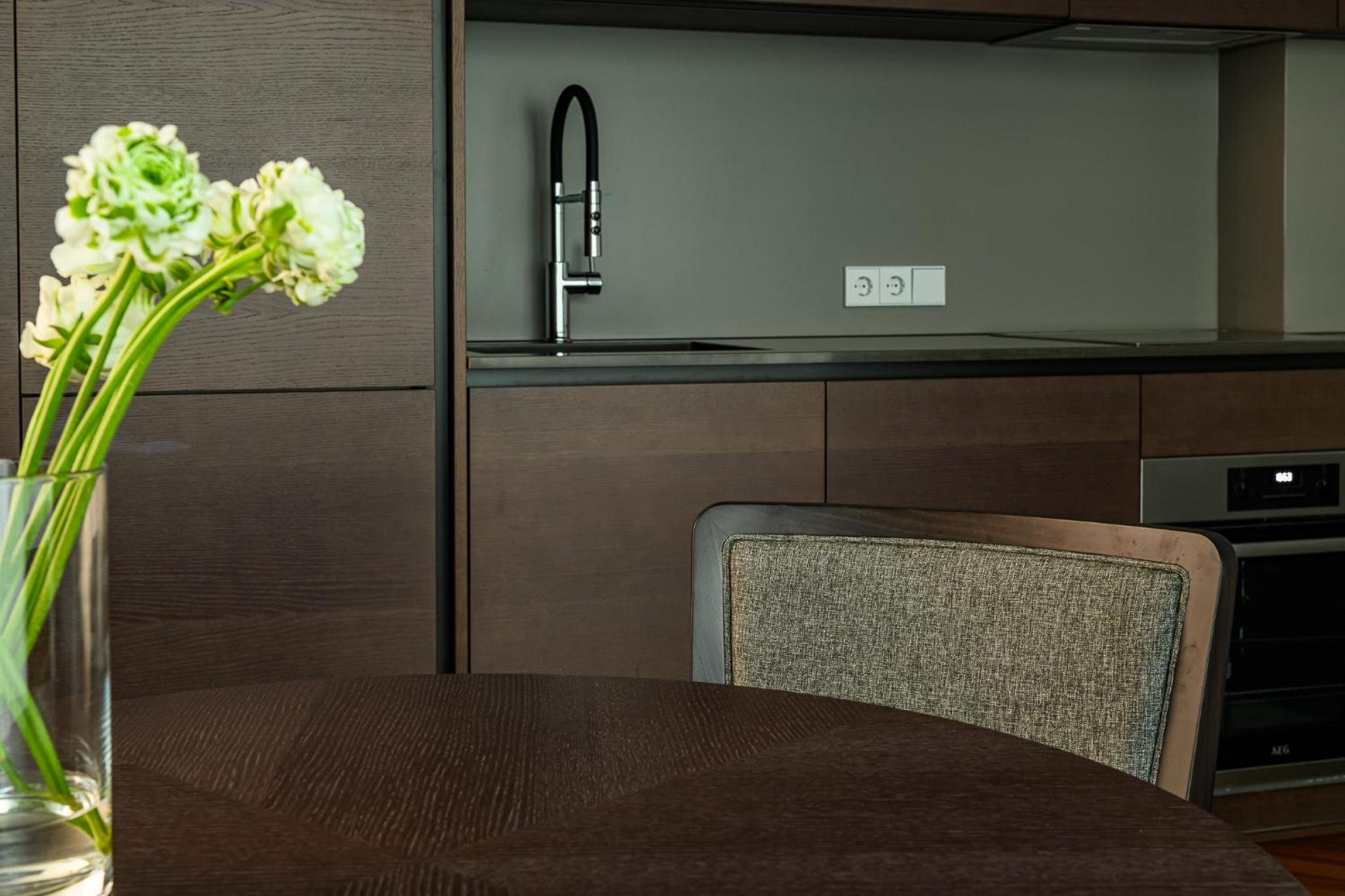 One-Bedroom Apartment - Photo 26