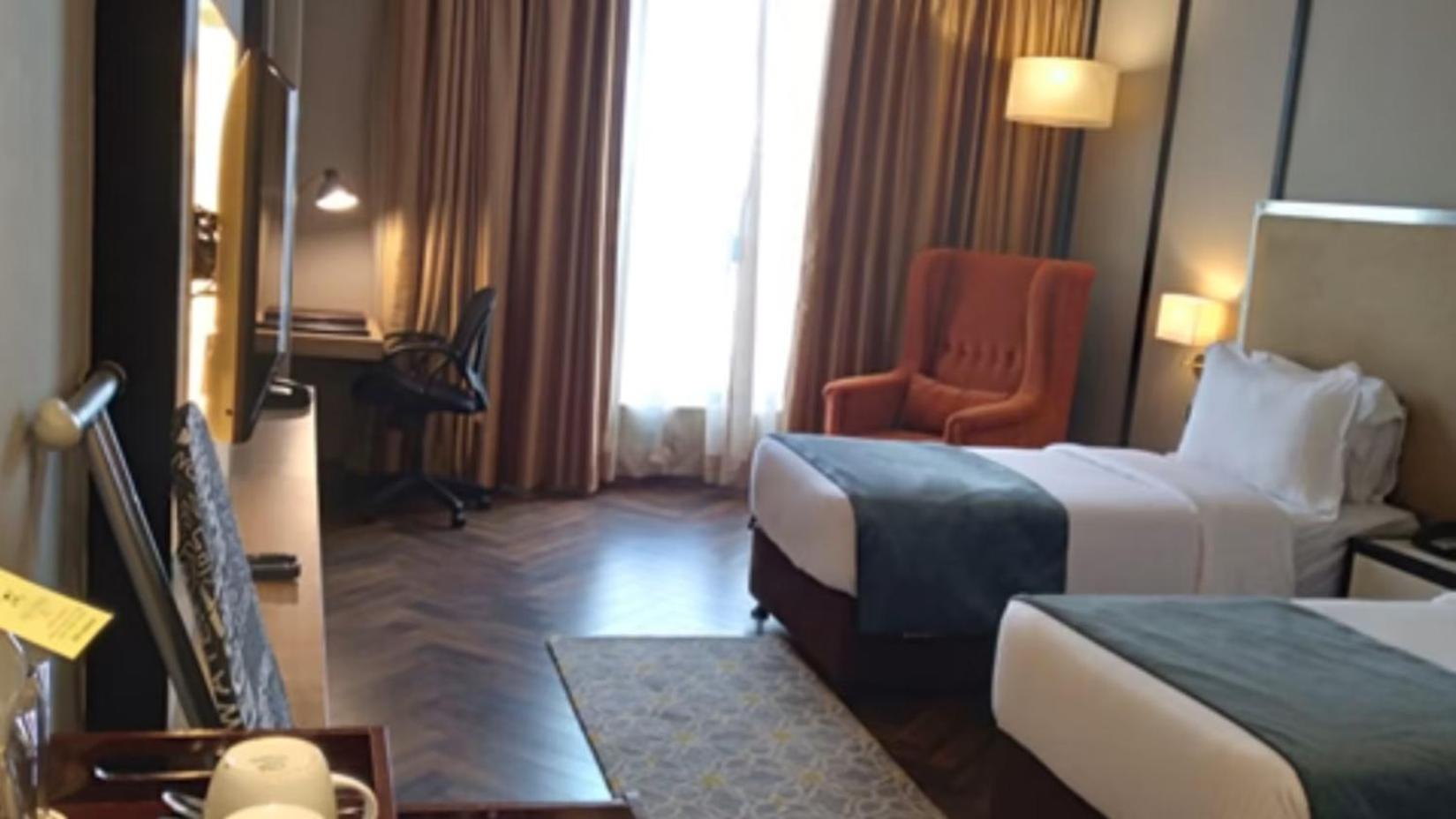 Premiere Twin Room : 20% off on session of 90 mins Spa || 15% off on F&S.B with a-la-carte selection || Complimentary welcome drinks on arrival photo