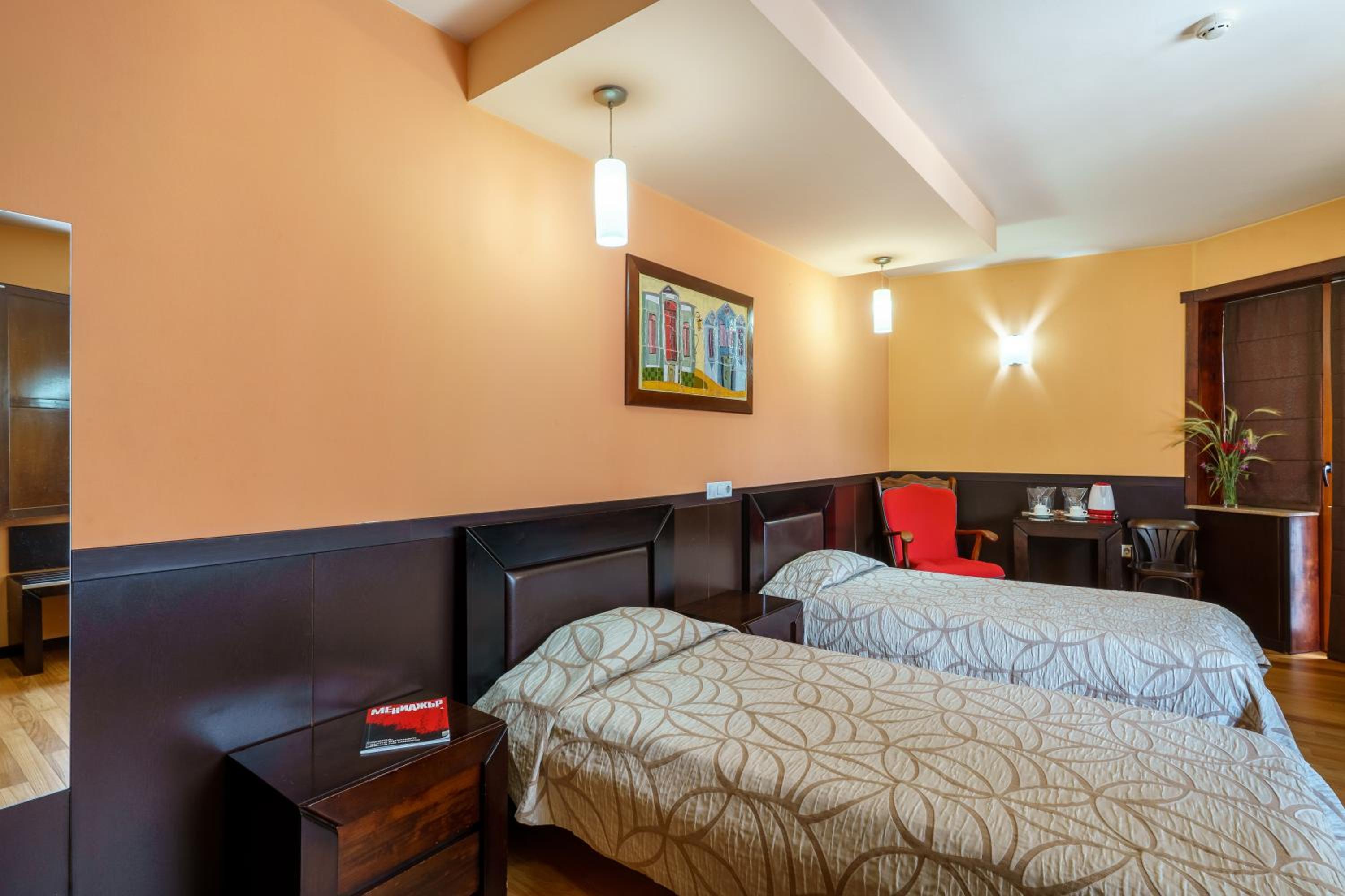 Double Deluxe Room with Separate Beds photo 1