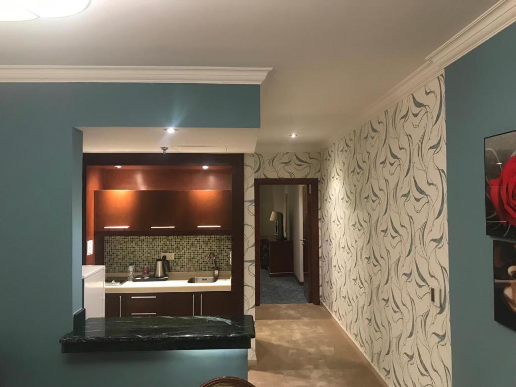 Junior Suite King Bed