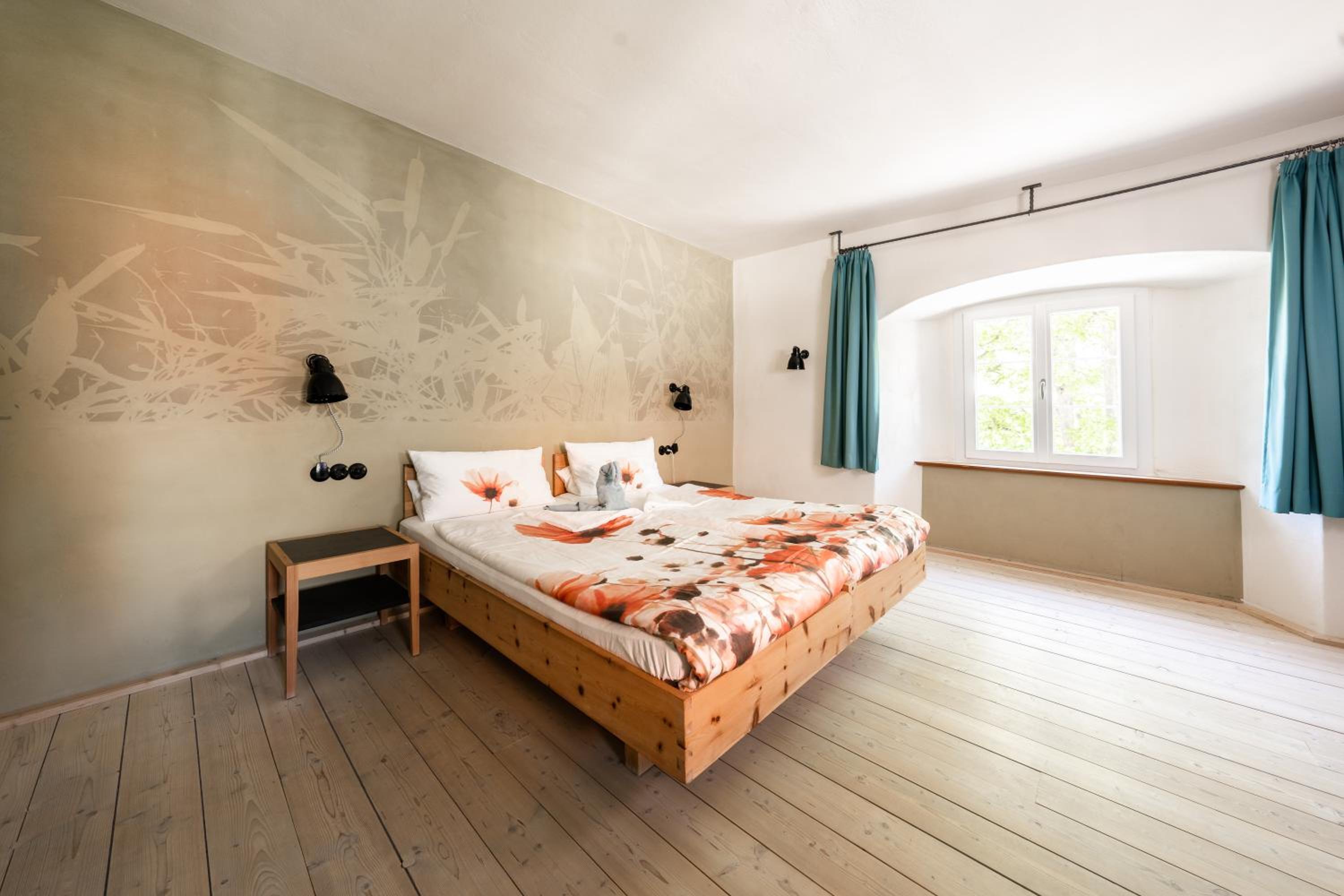 Junior Suite with Lake view - Disability Access  photo 1