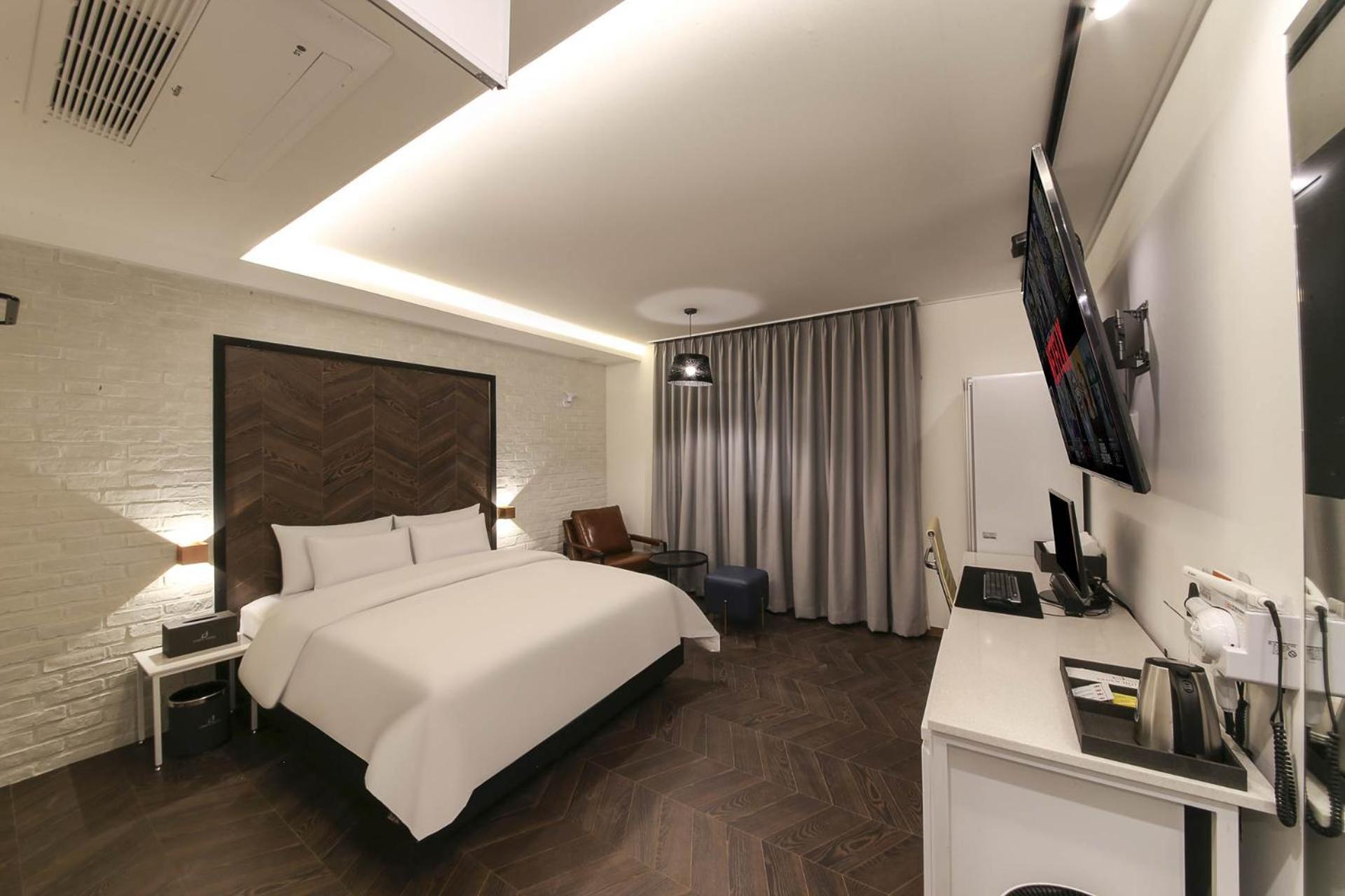 Deluxe Double Room photo 3