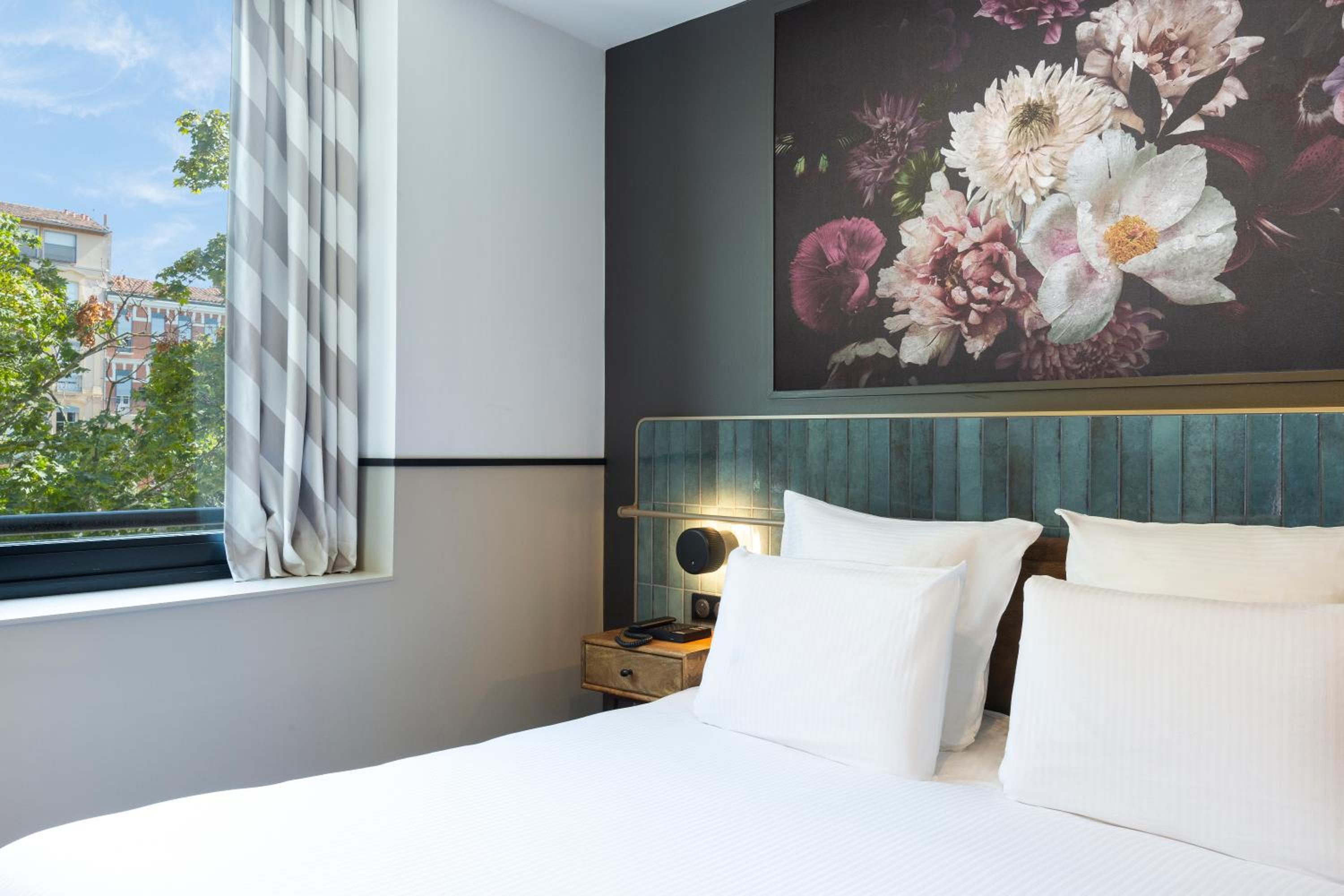 Superior Double Room with City View photo 3