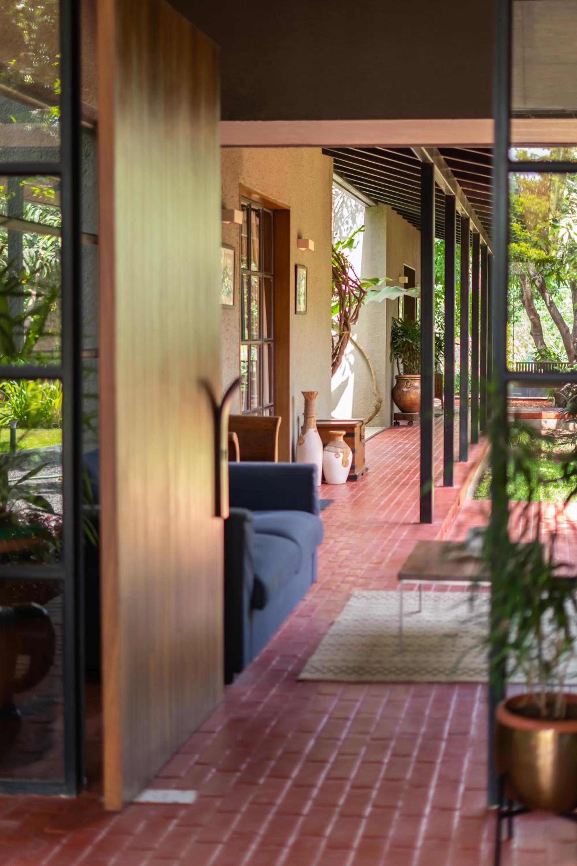 Villa photo 3