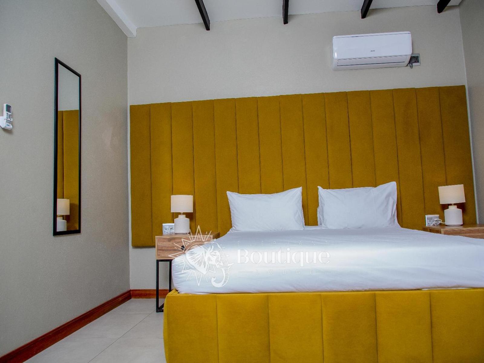 Standard King Room photo 2