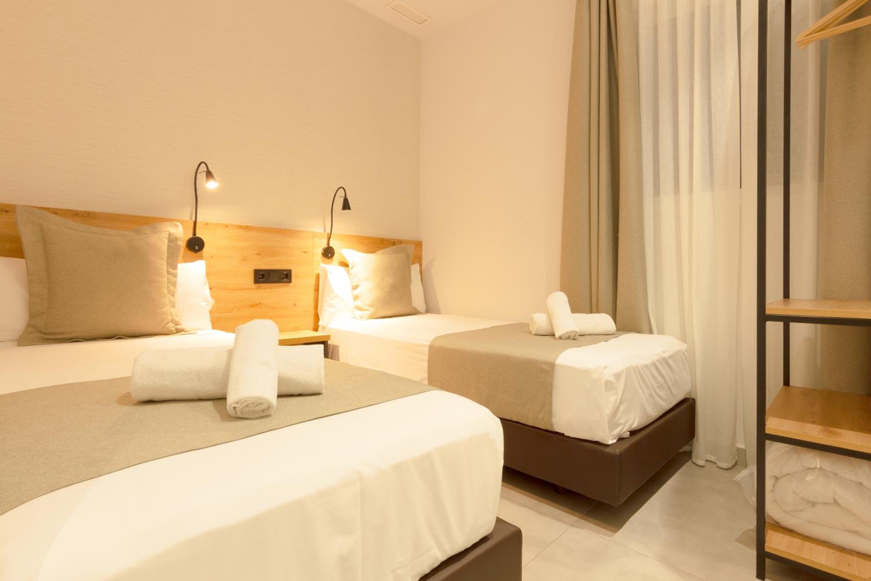 One-Bedroom Apartment (4 Adults) - Photo 9