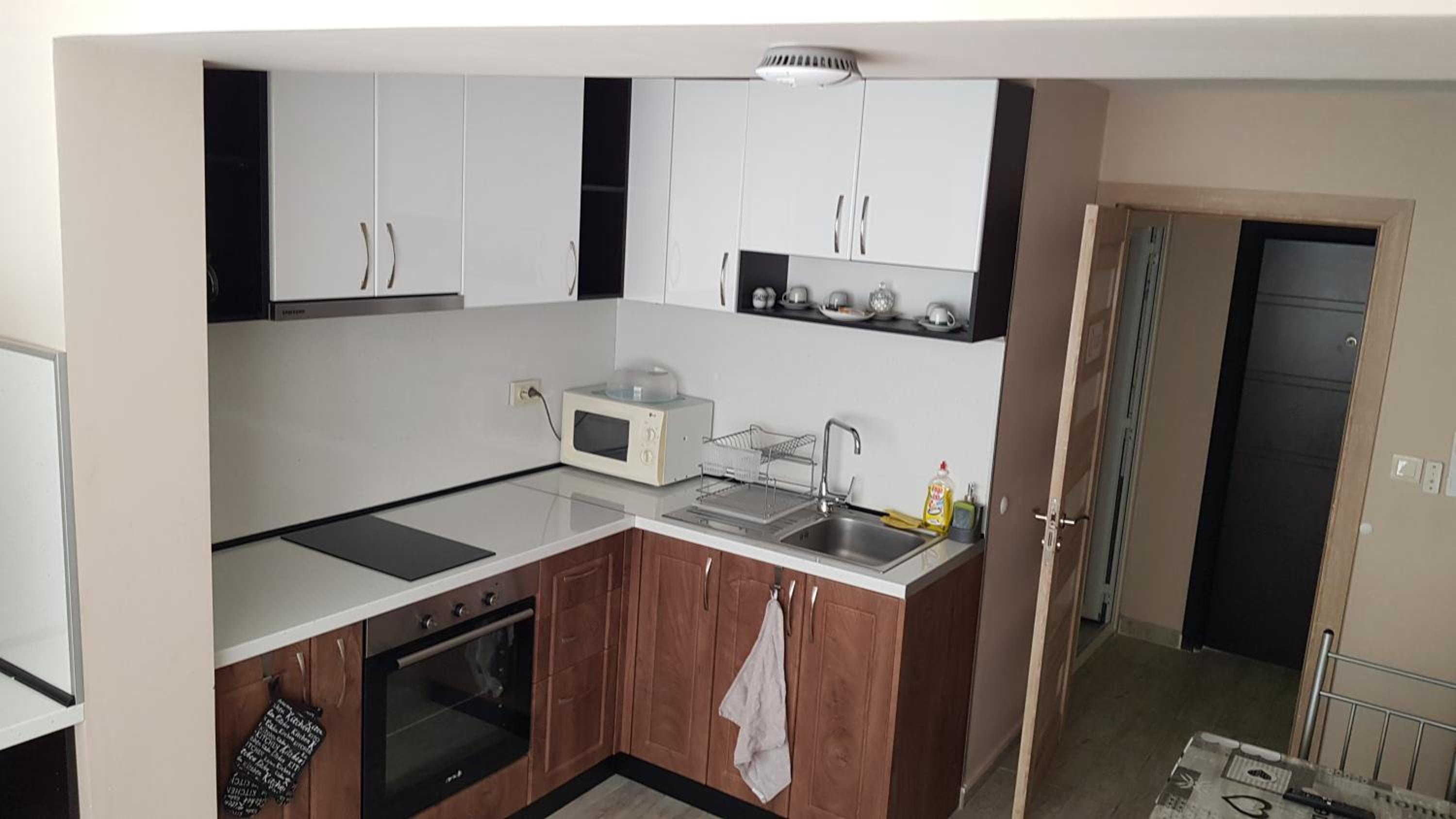 One-Bedroom Apartment - Photo 23