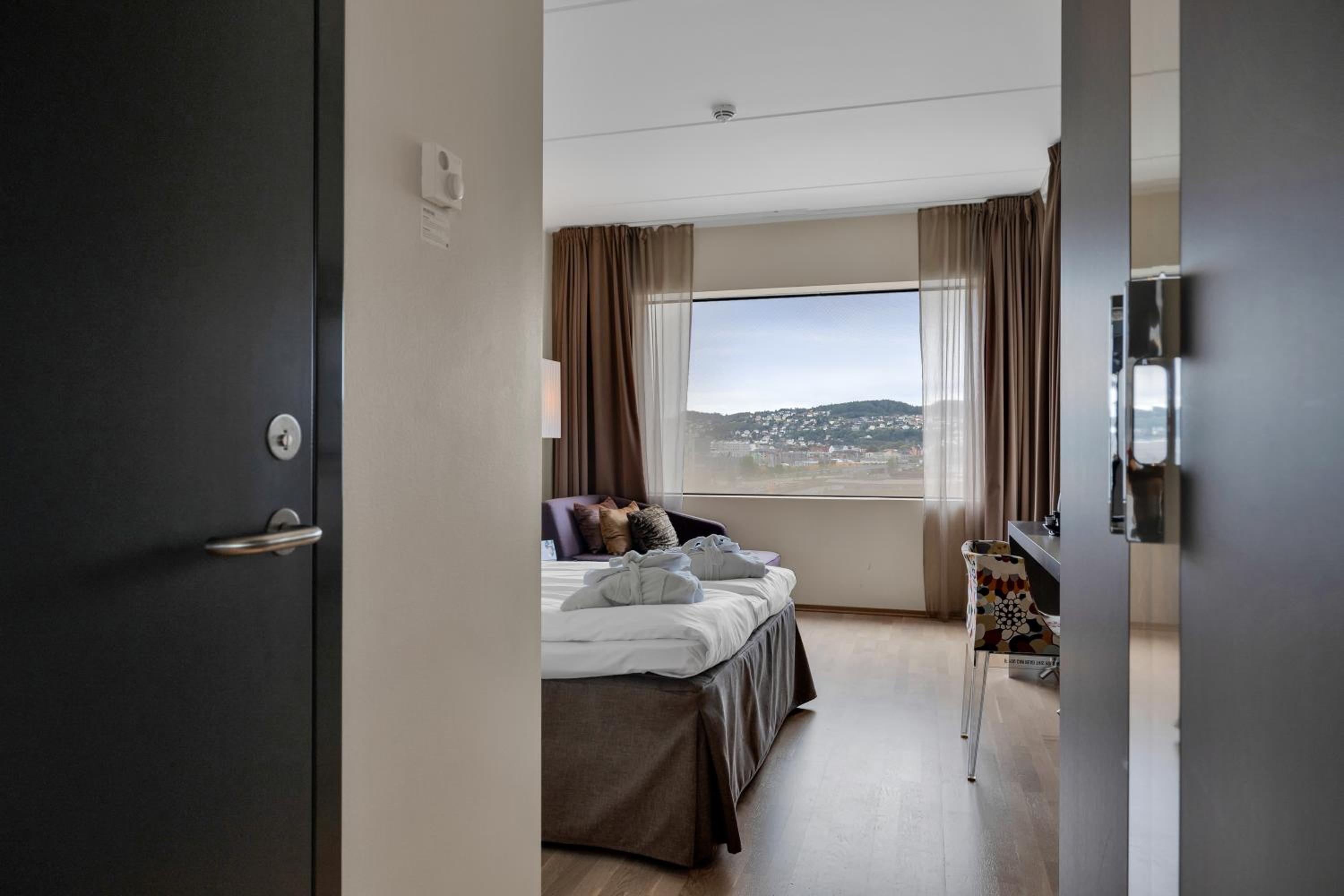 Deluxe Double or Twin Room - Photo 5