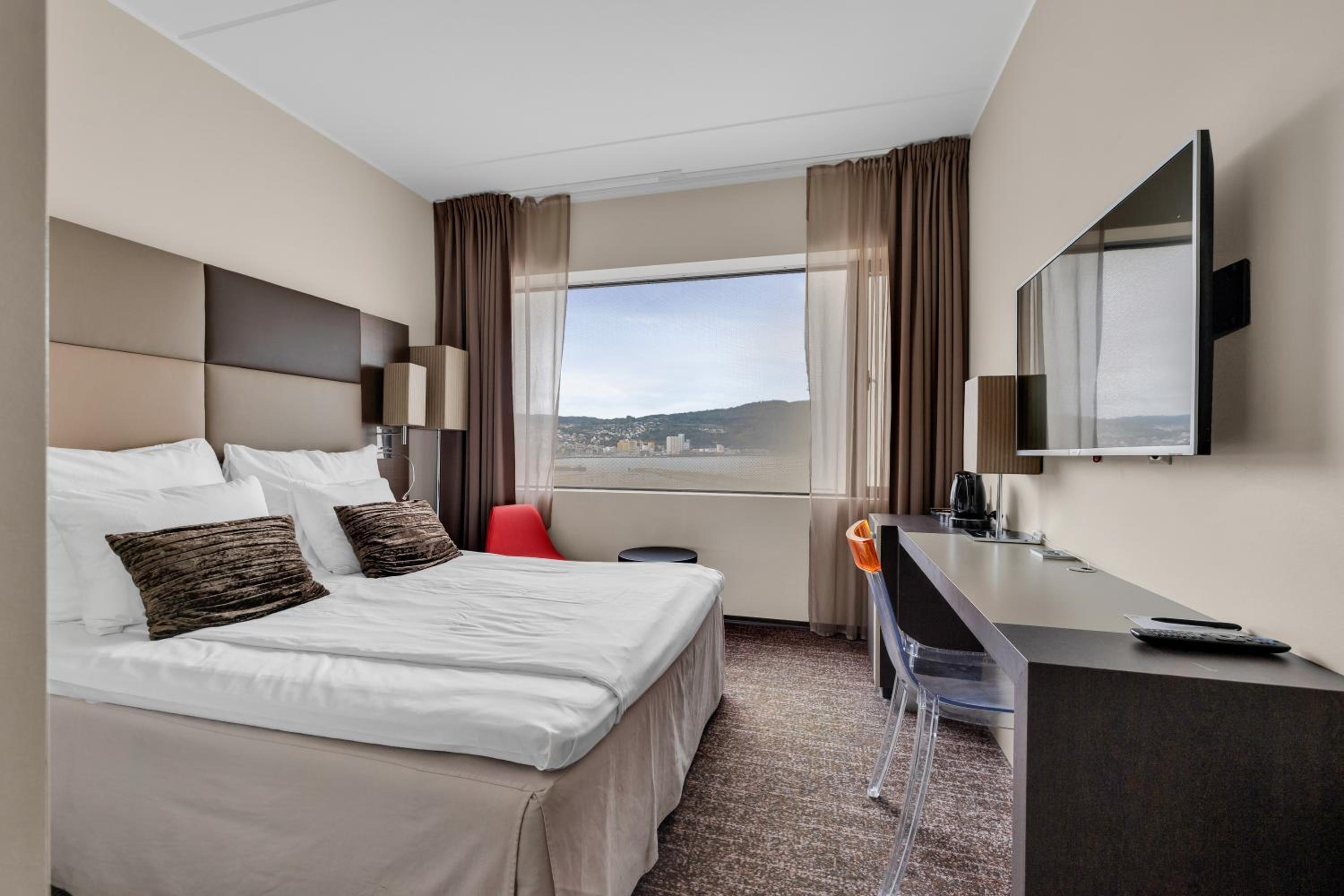Standard Double Room - Photo 4