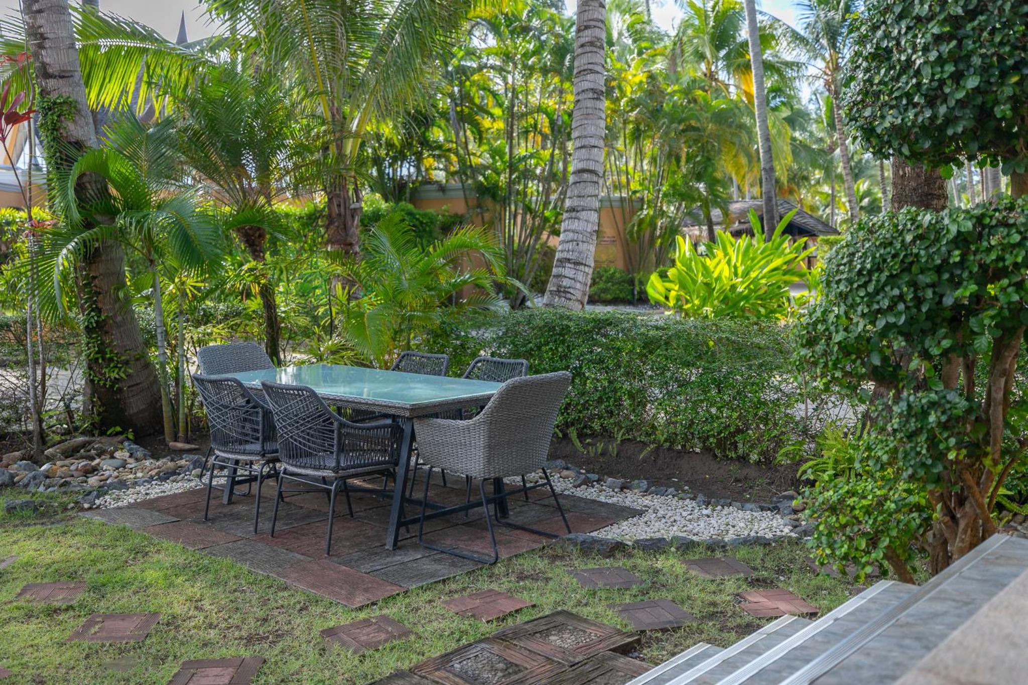 Three-Bedroom Villa with Sea View  - Photo 11