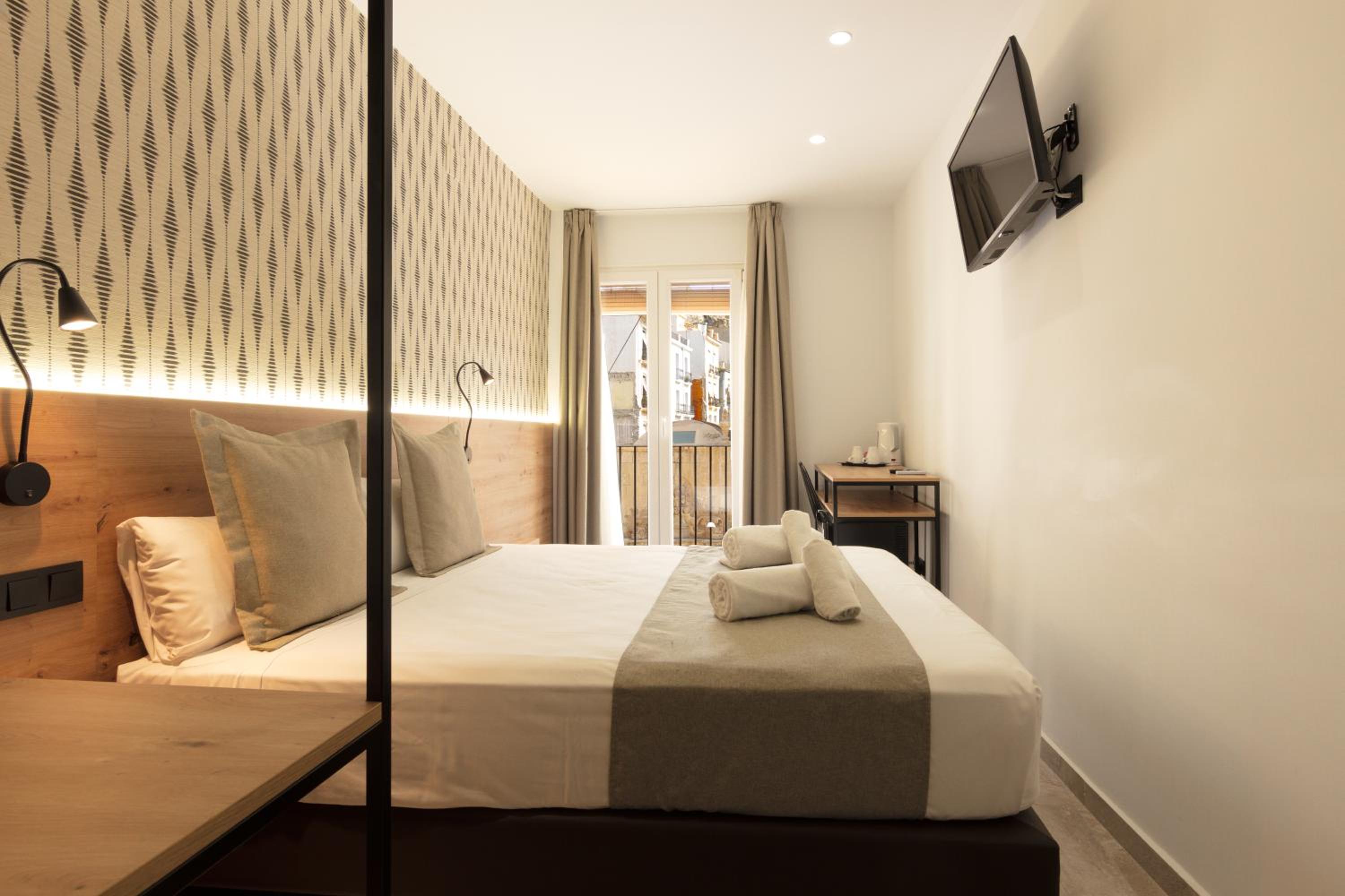 Superior Double or Twin Room - Photo 5