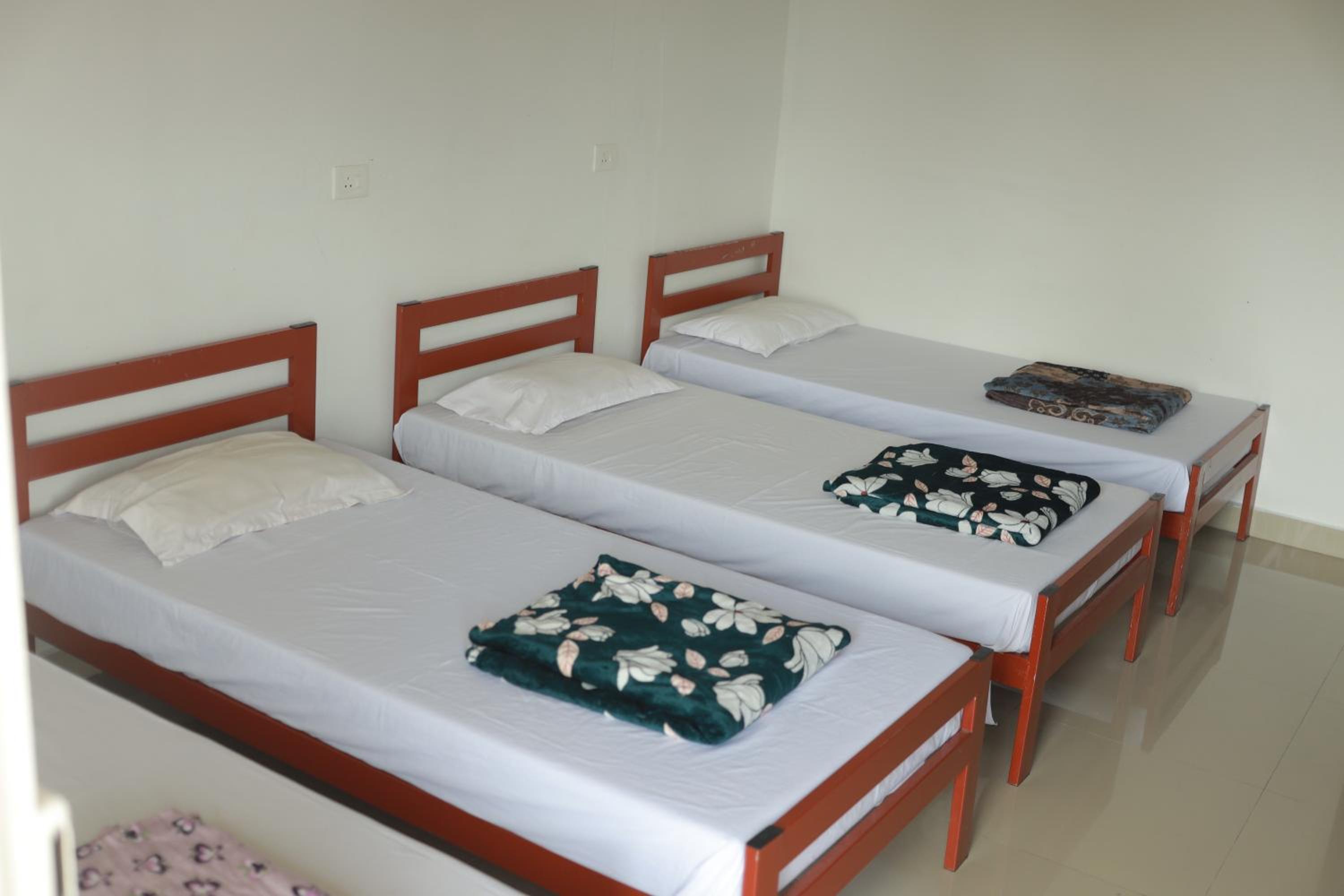 Single Bed In 10-Bed Dormitory Room