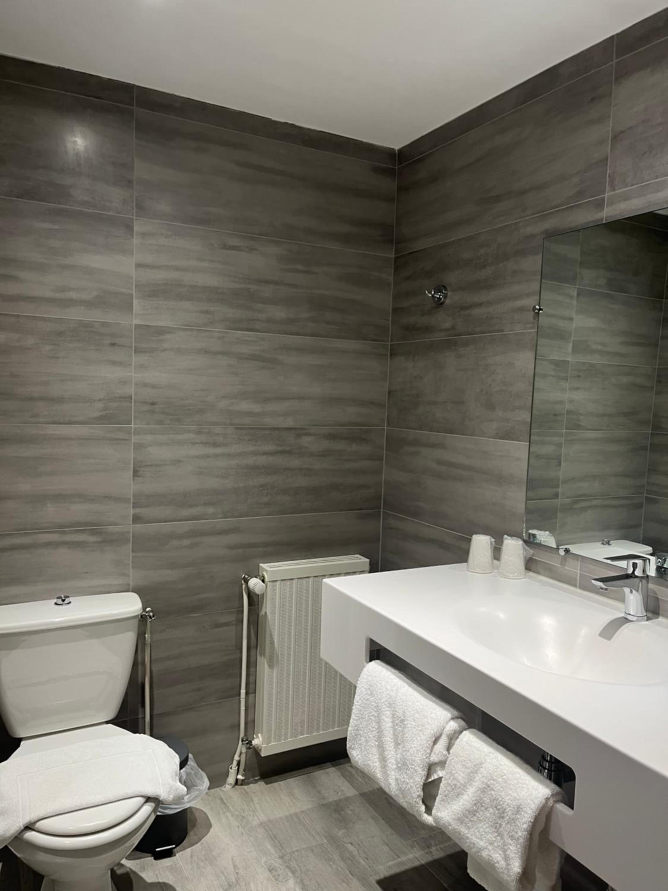 Comfort Double Room - Photo 13