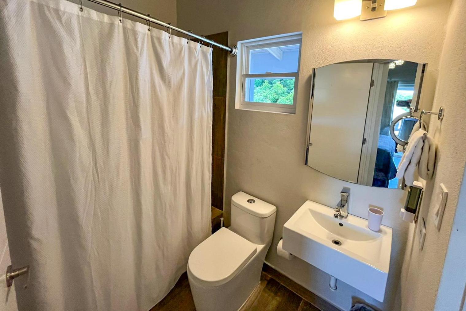 Superior King Room photo 2