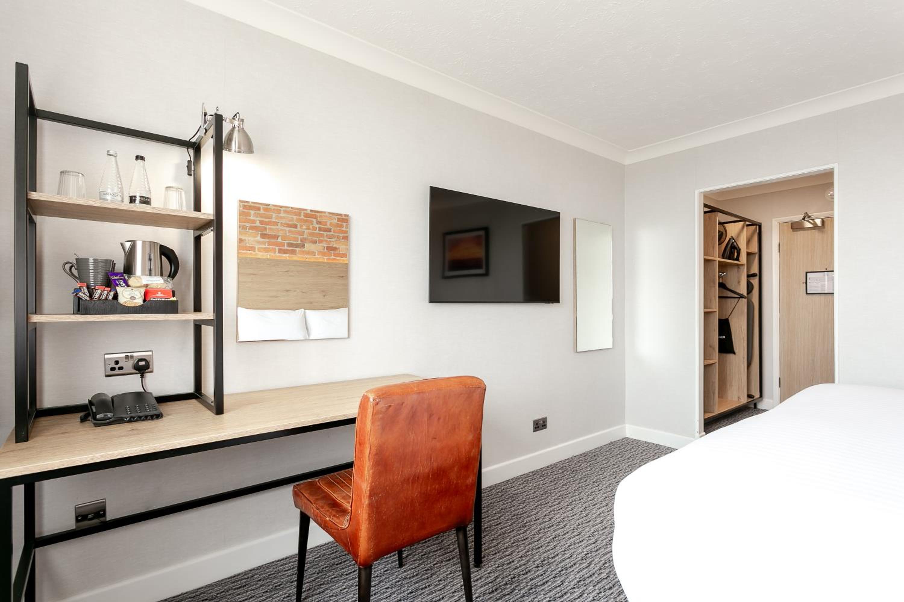 Superior Double Room - Non-Smoking - Photo 5