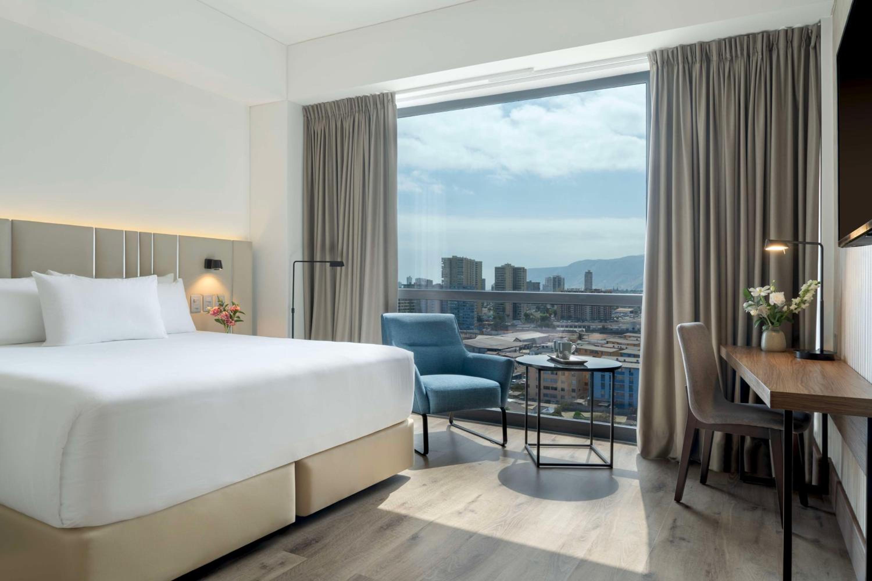 Standard Double or Twin Room - Photo 2