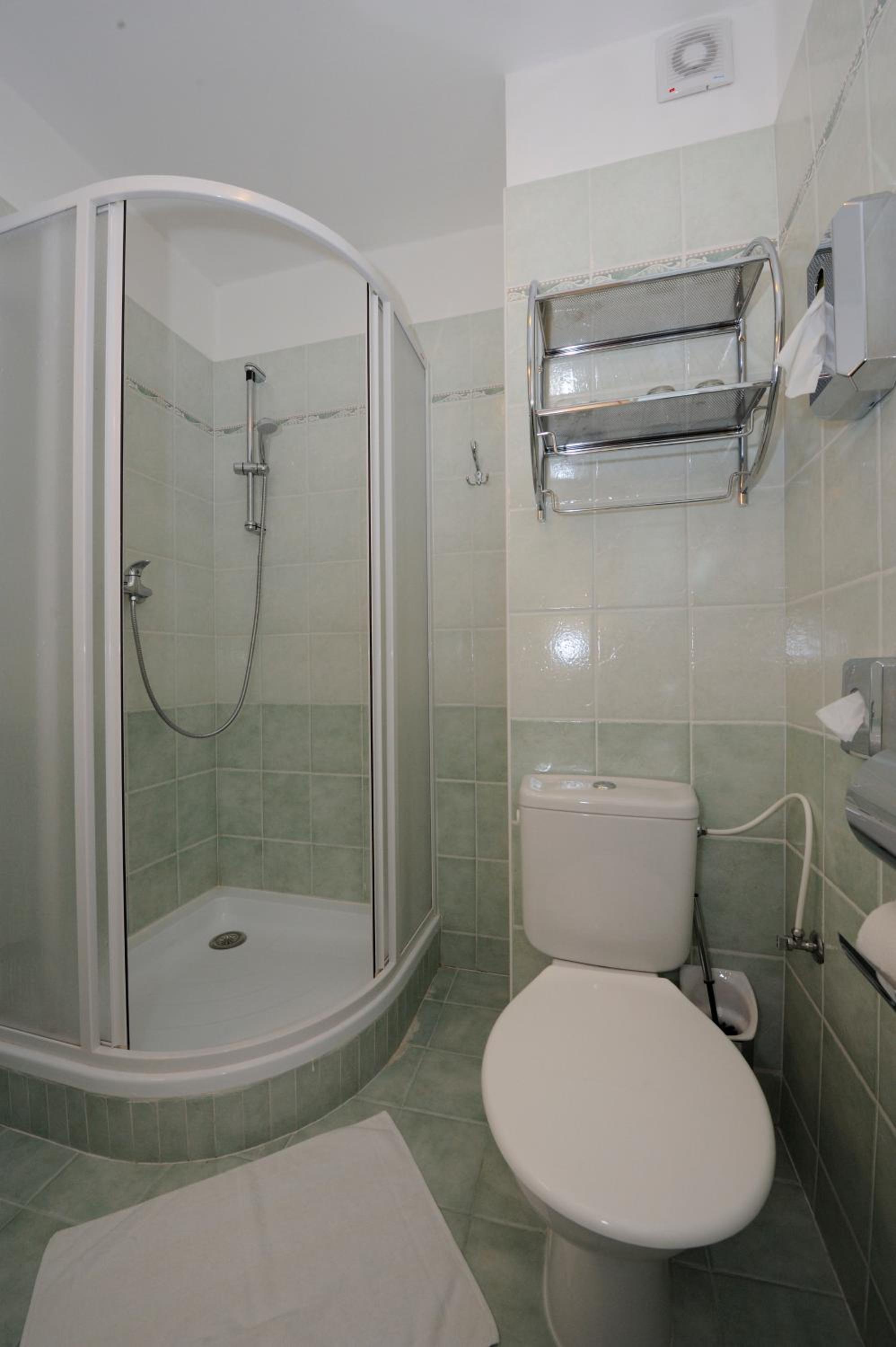 Single Room photo 2