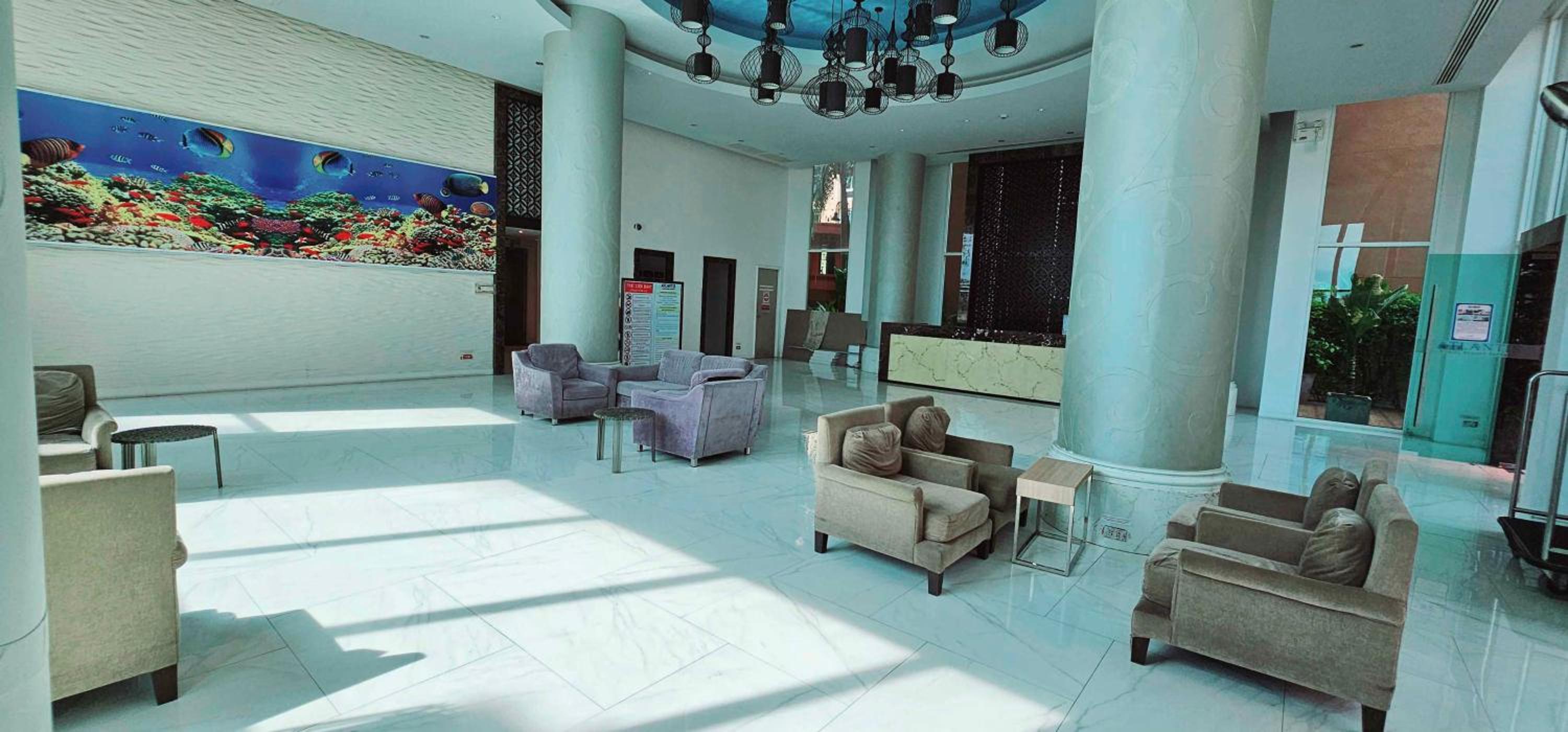 Apartment with Pool View  - Photo 10