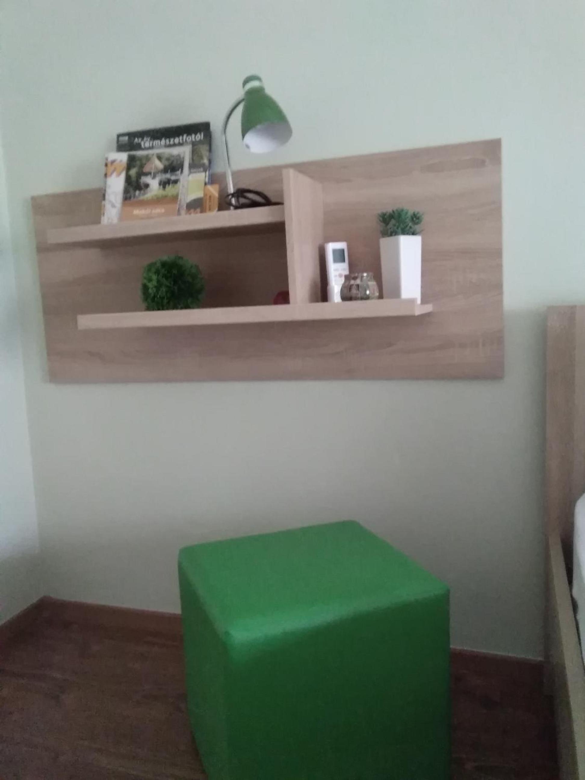 One-Bedroom Apartment - Photo 15