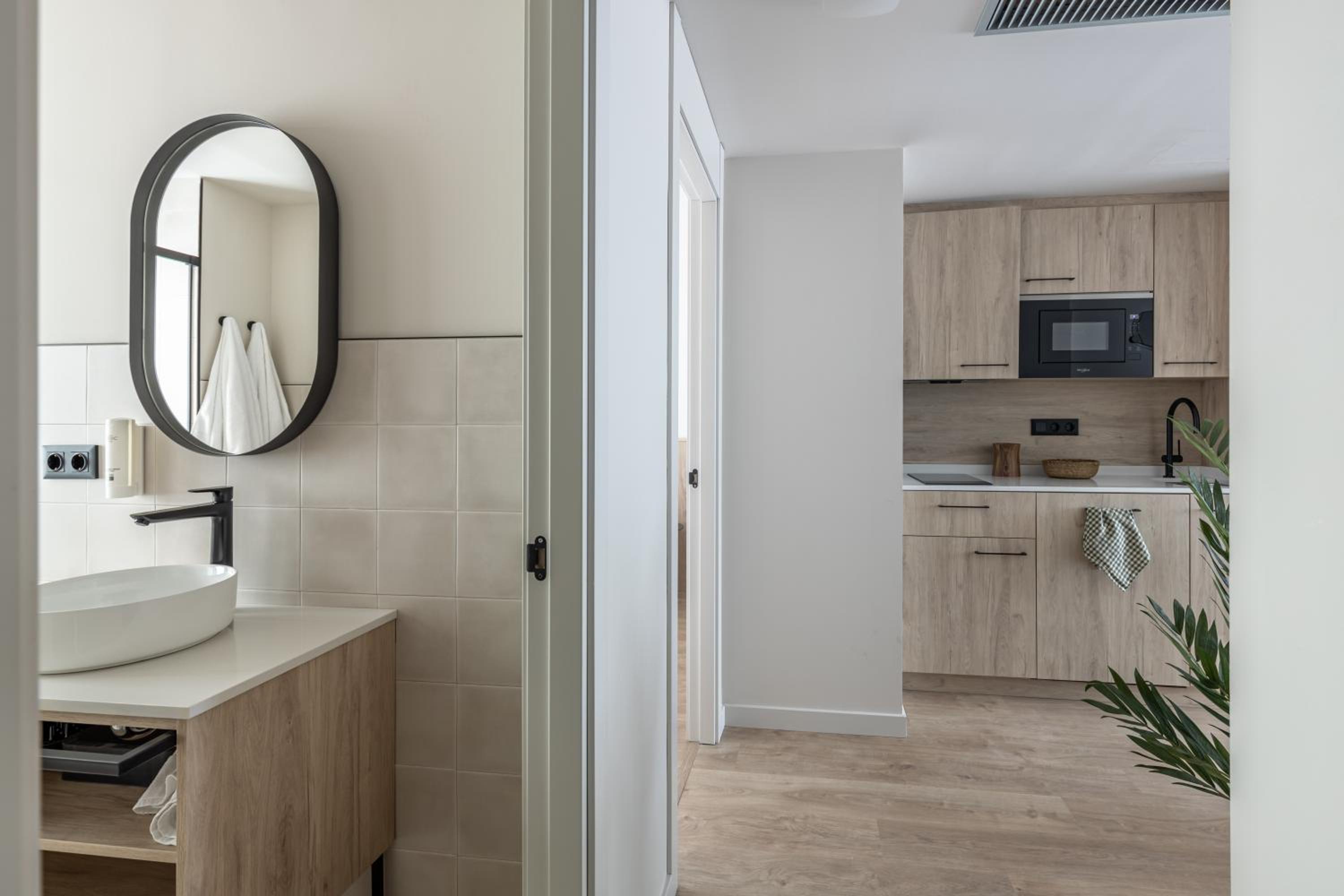 Two-Bedroom Apartment - Photo 7