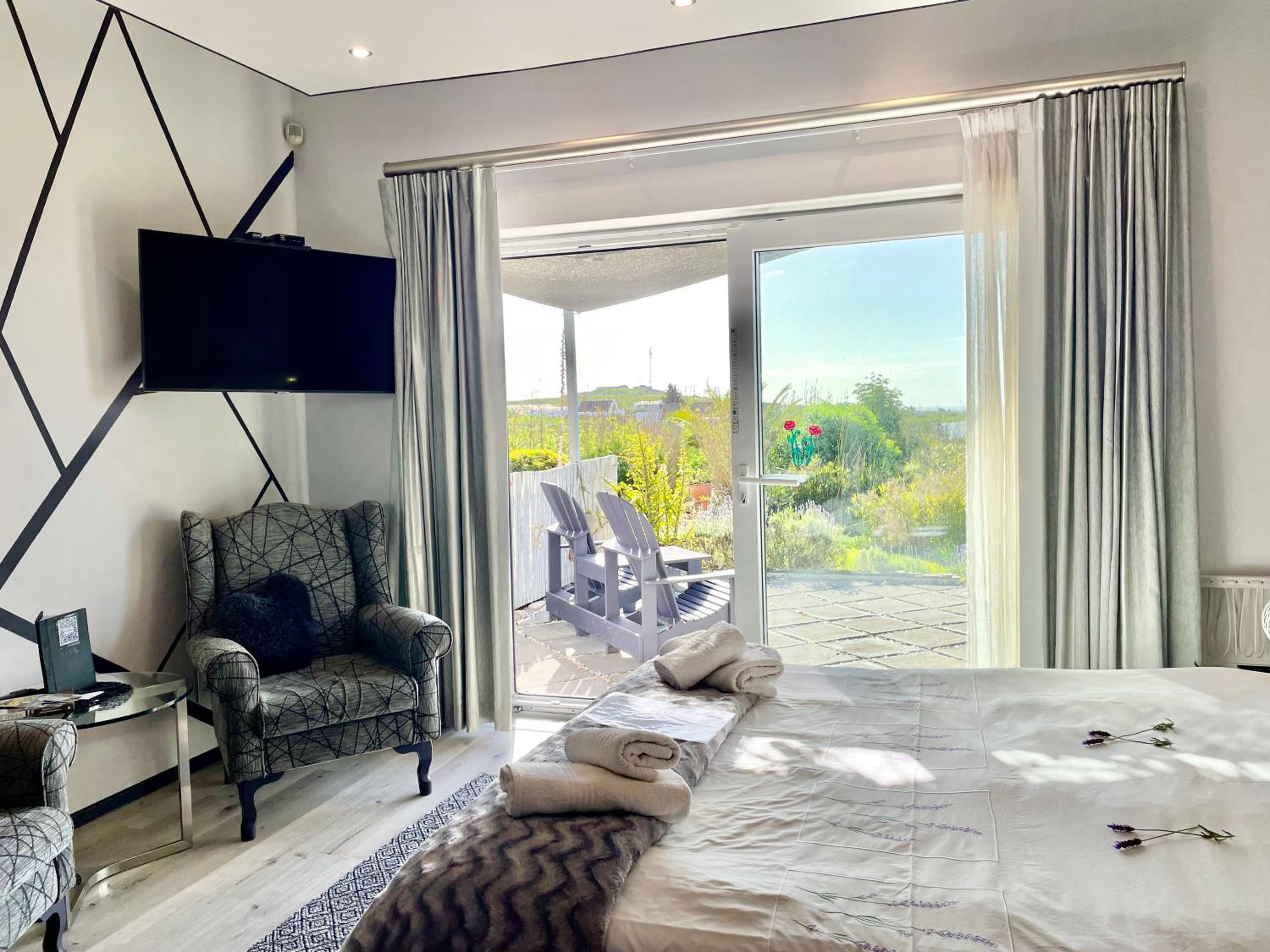  Double Room - Photo 4